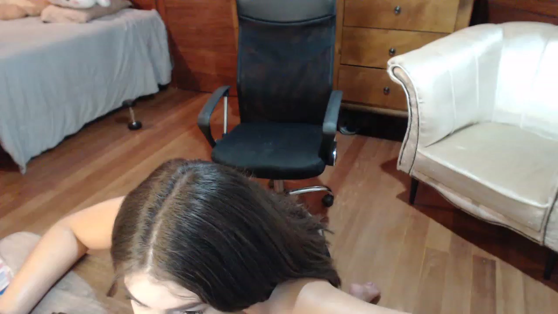 Gallery image thumbnail from misssweetteen's myfreecams stream on, 03/27/2023, 23:52 image 5 of 20