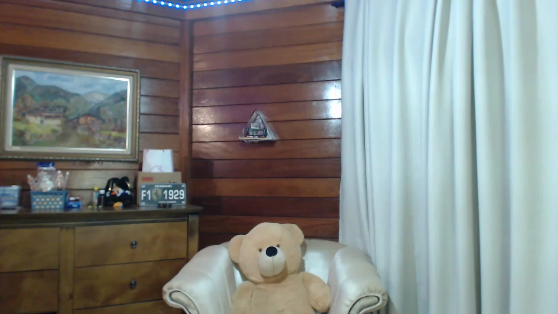 Gallery image thumbnail from misssweetteen's myfreecams stream on, 06/03/2023, 22:43 image 17 of 20