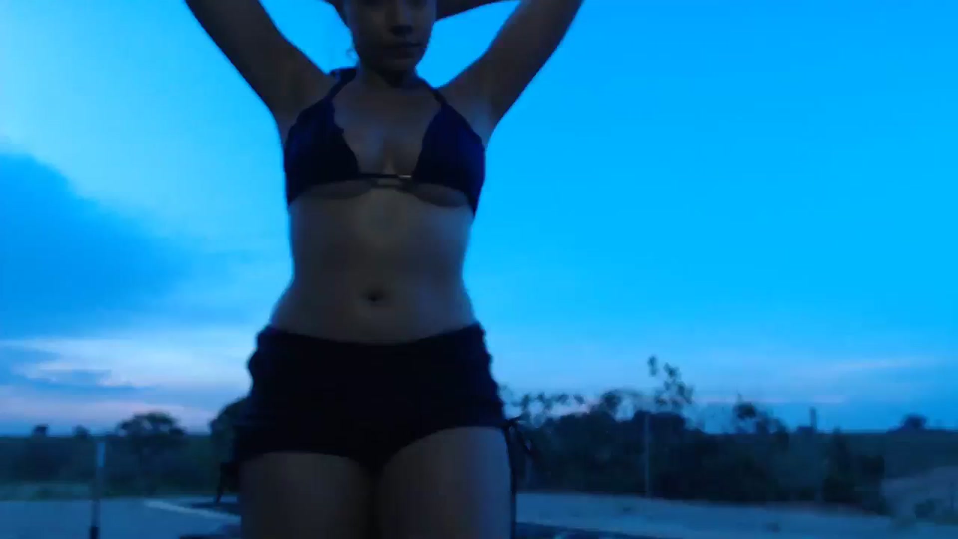 Gallery image thumbnail from misssweetteen's myfreecams stream on, 10/18/2023, 22:08 image 13 of 20