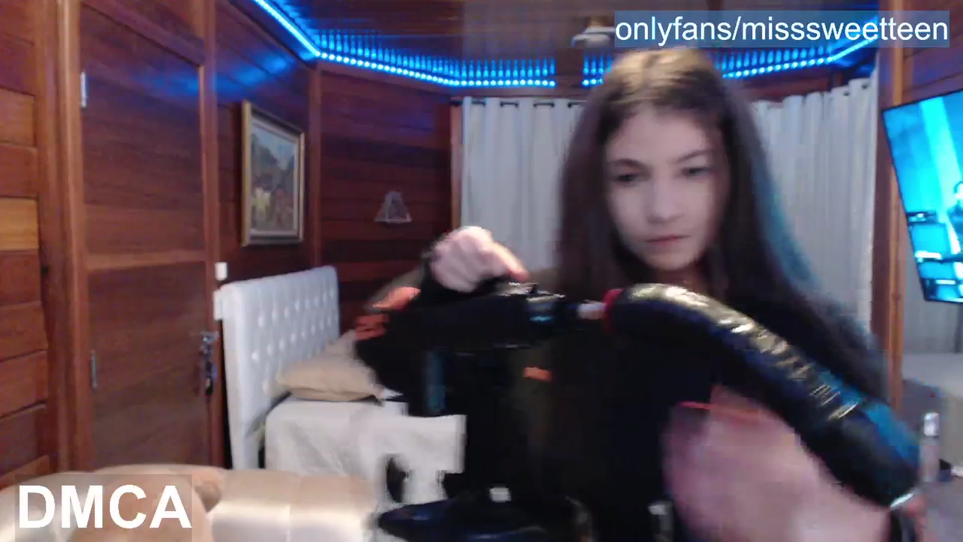 Gallery image thumbnail from misssweetteen's myfreecams stream on, 05/24/2024, 23:50 image 4 of 20