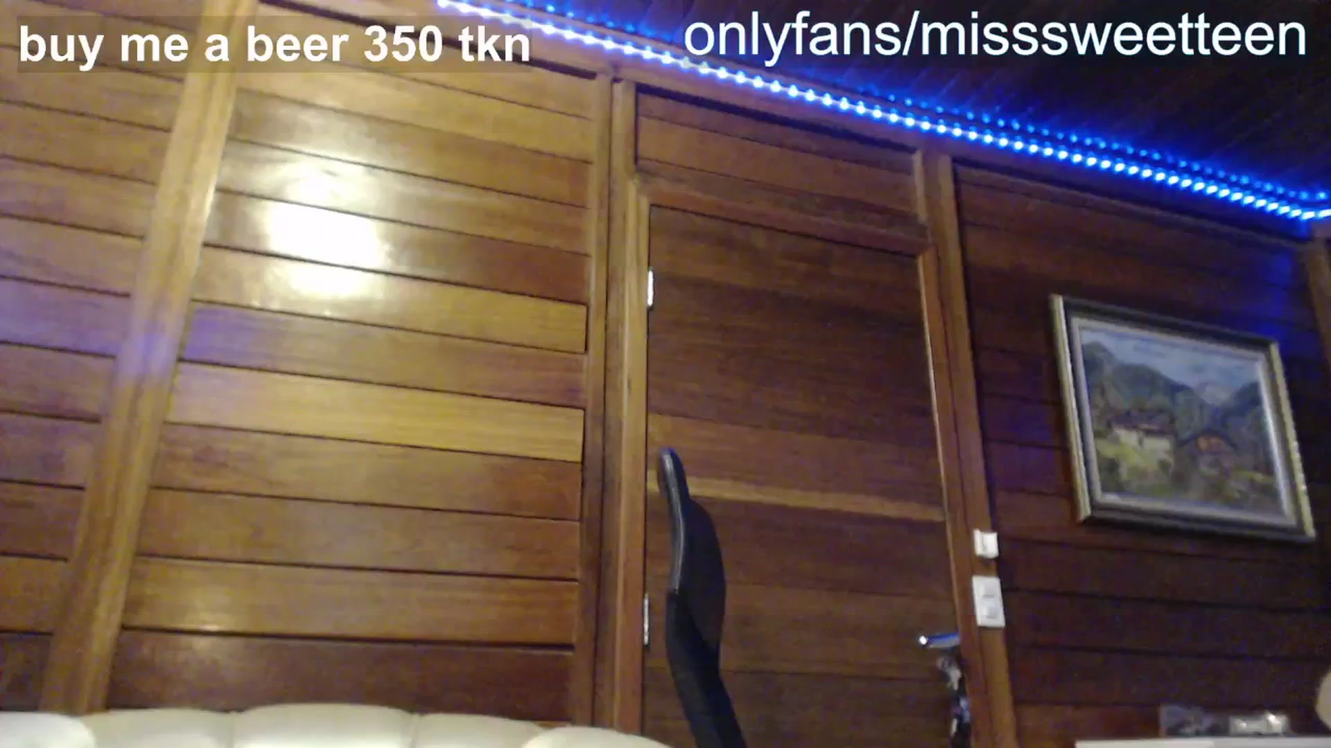 Gallery image thumbnail from misssweetteen's myfreecams stream on, 06/20/2024, 23:26 image 3 of 20