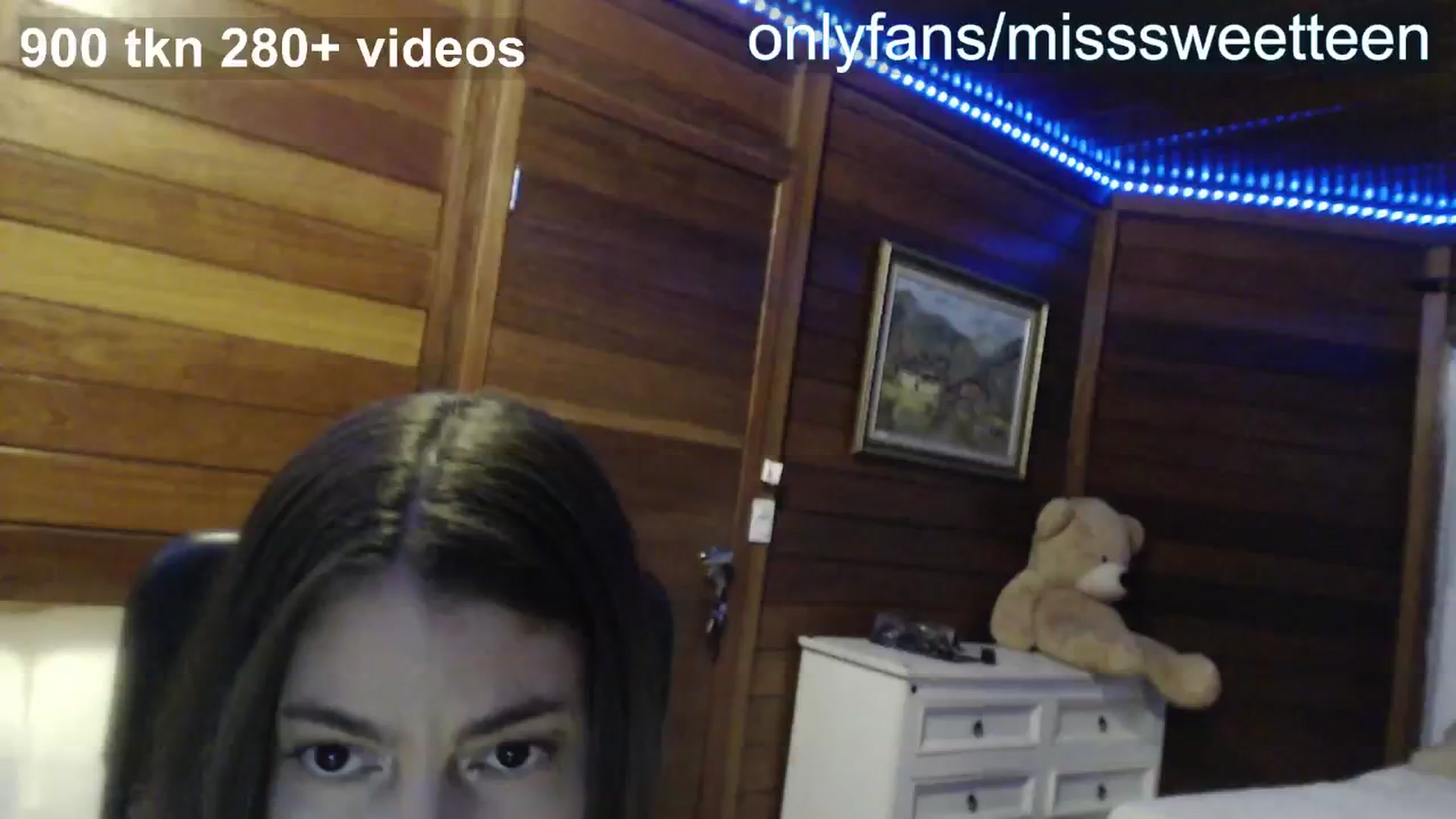 Gallery image thumbnail from misssweetteen's myfreecams stream on, 06/24/2024, 21:33 image 18 of 20
