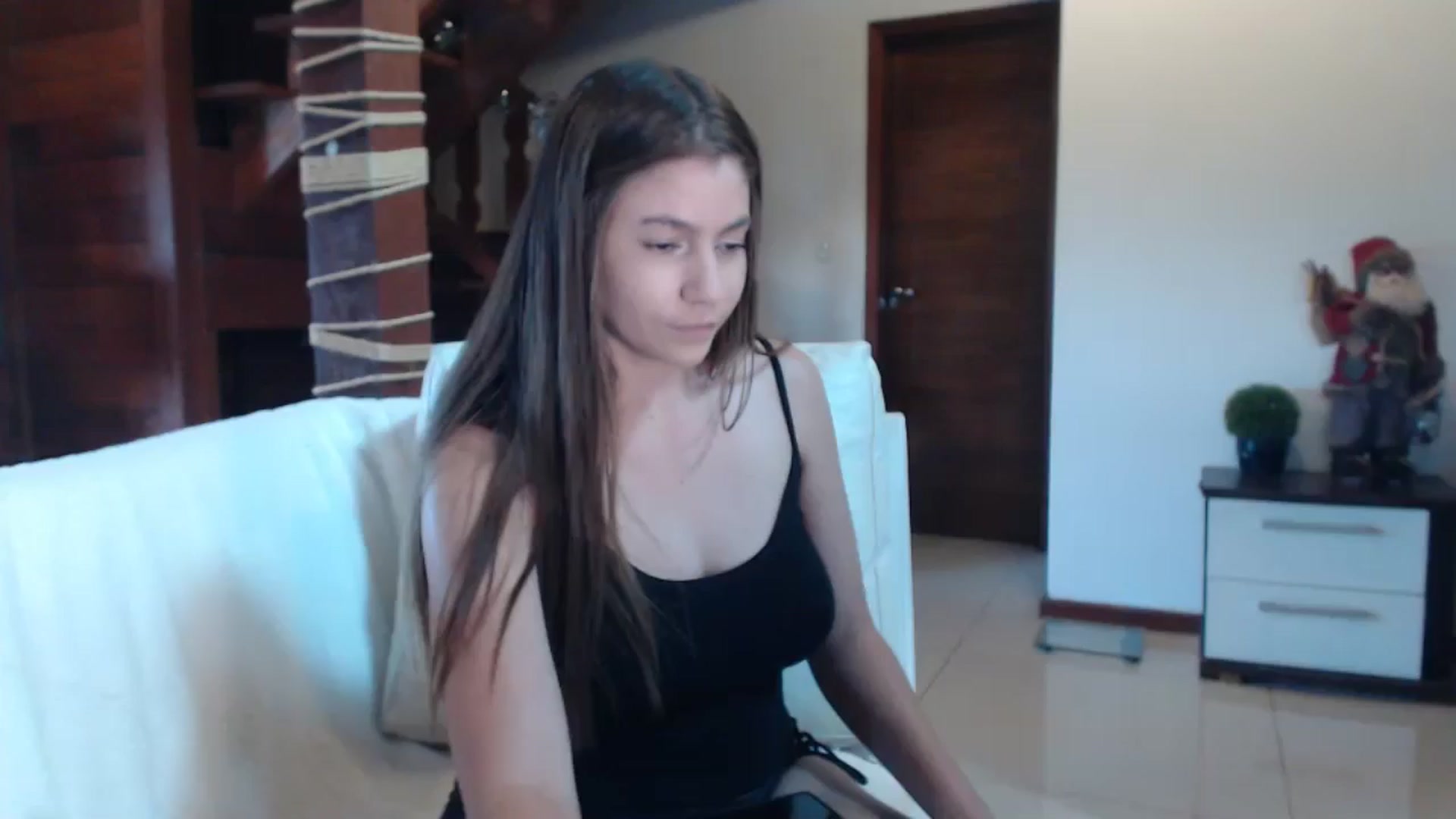 Gallery image thumbnail from misssweetteen's myfreecams stream on, 12/09/2024, 21:29 image 1 of 20