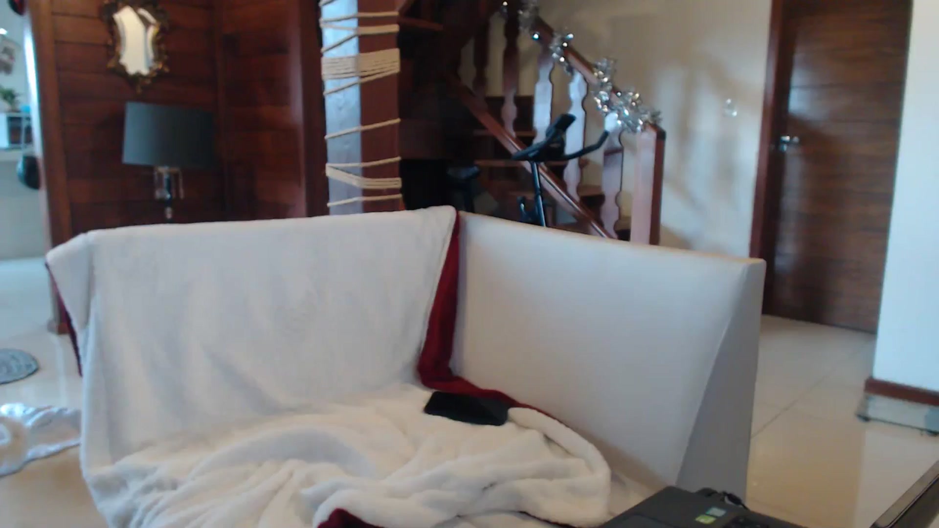 Gallery image thumbnail from misssweetteen's myfreecams stream on, 12/19/2024, 21:19 image 13 of 20