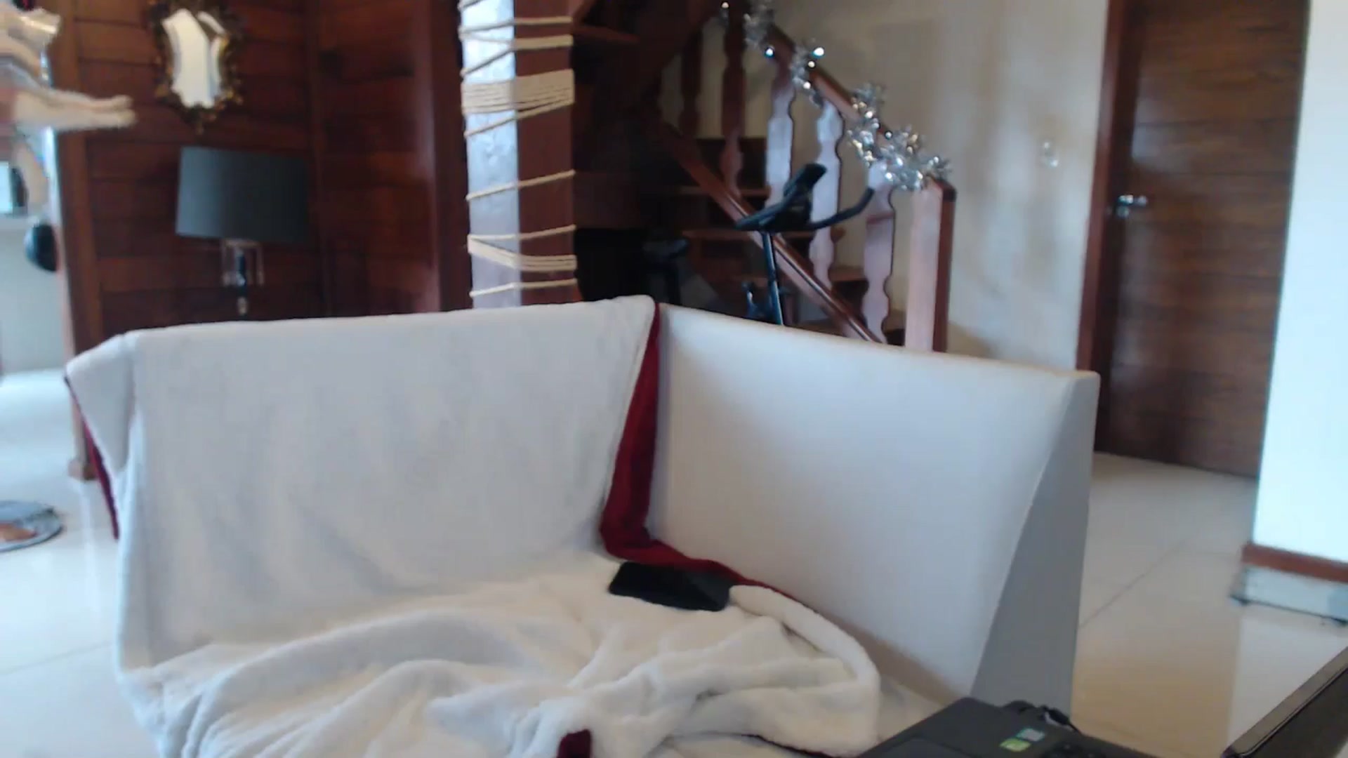 Gallery image thumbnail from misssweetteen's myfreecams stream on, 12/19/2024, 21:19 image 19 of 20