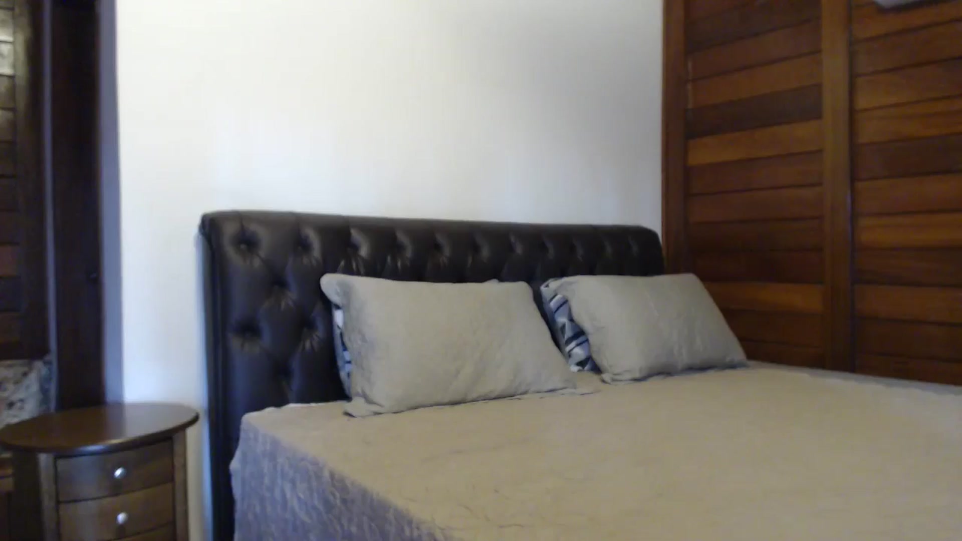 Gallery image thumbnail from misssweetteen's myfreecams stream on, 01/16/2025, 19:33 image 18 of 20