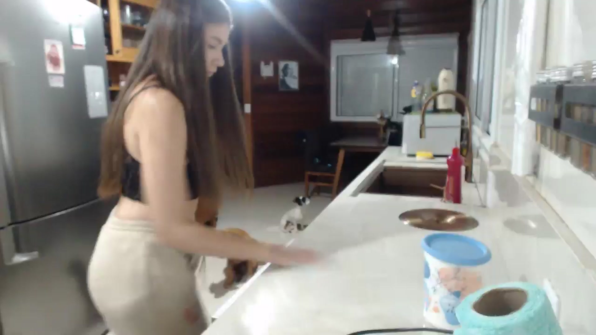 Gallery image thumbnail from misssweetteen's myfreecams stream on, 04/27/2025, 21:47 image 4 of 20