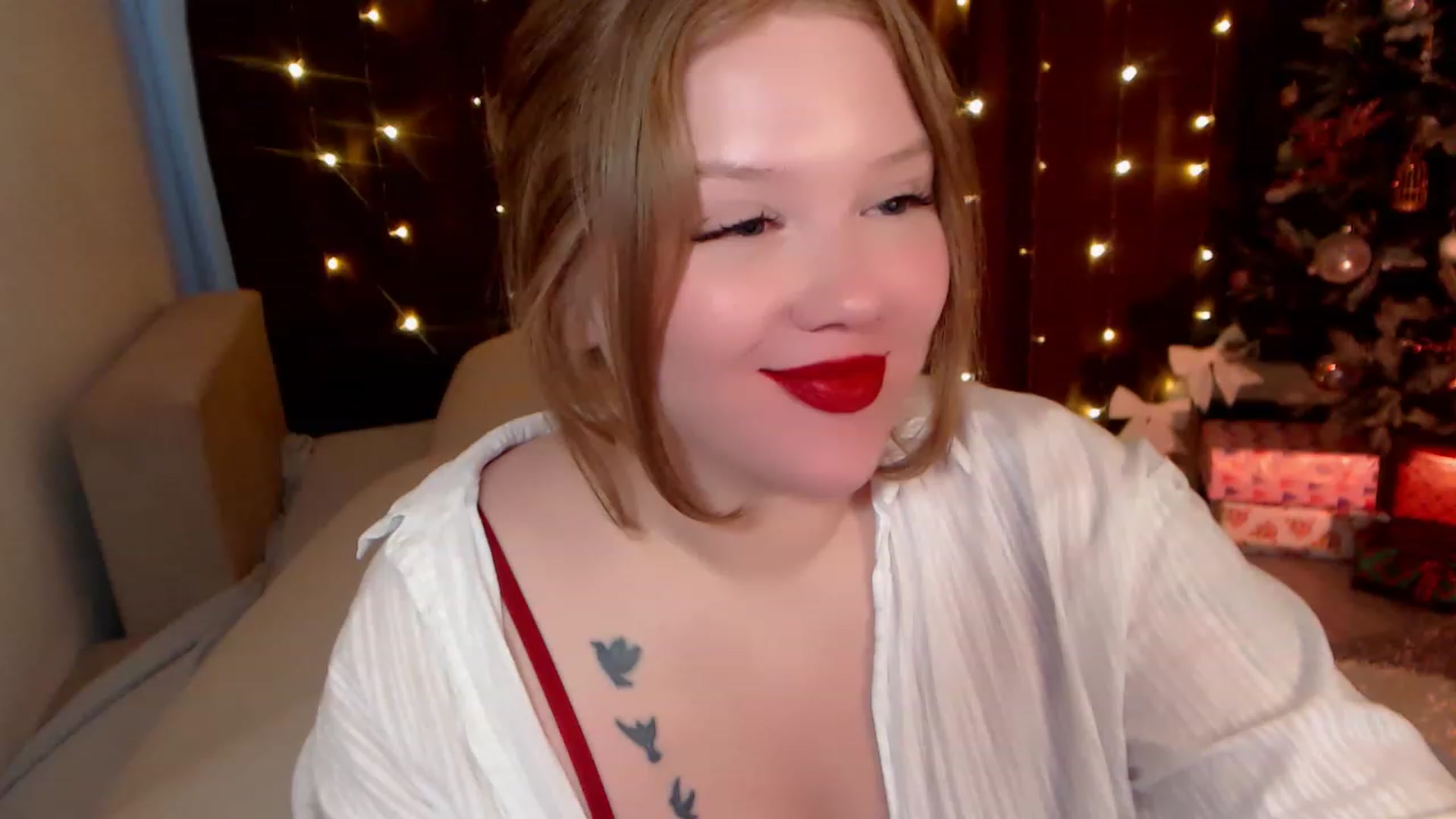 Gallery image thumbnail from miyphoria's myfreecams stream on, 12/25/2022, 10:06 image 15 of 20