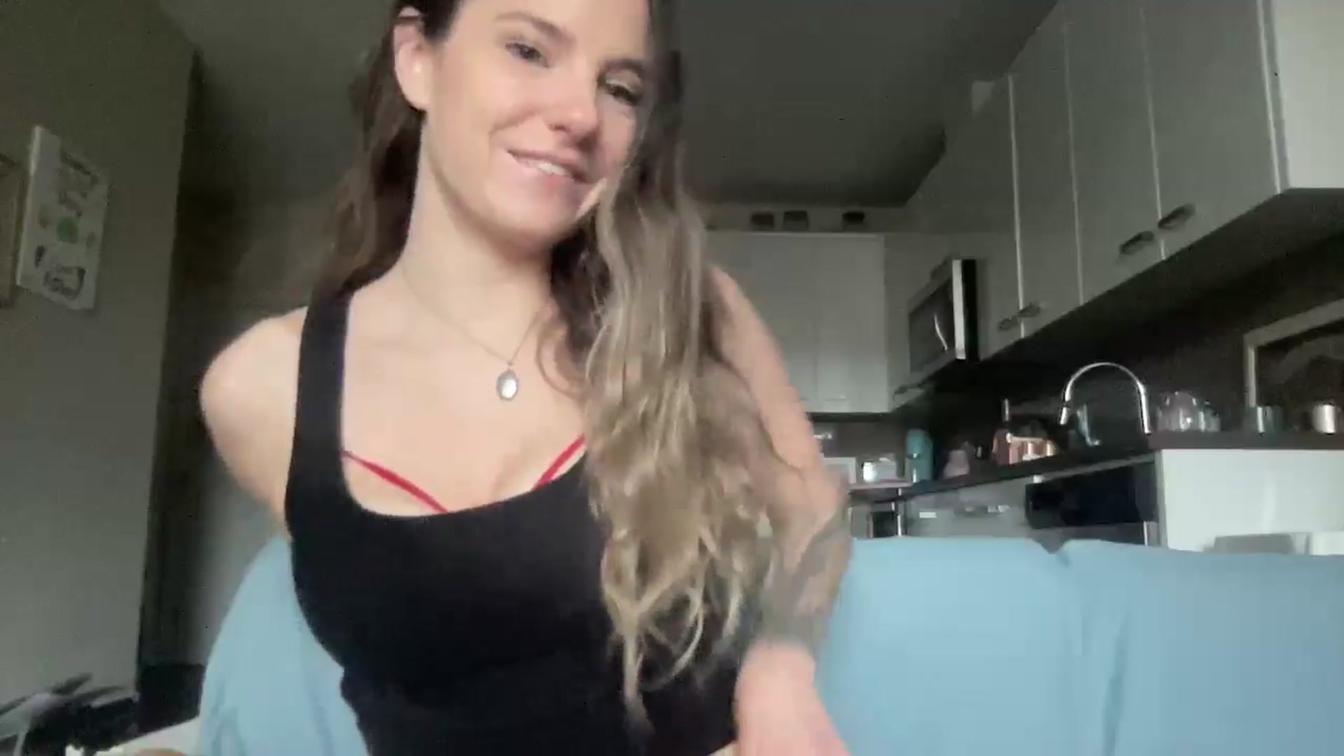 Gallery image thumbnail from mkbabygirlcum's myfreecams stream on, 11/13/2025, 20:00 image 15 of 20