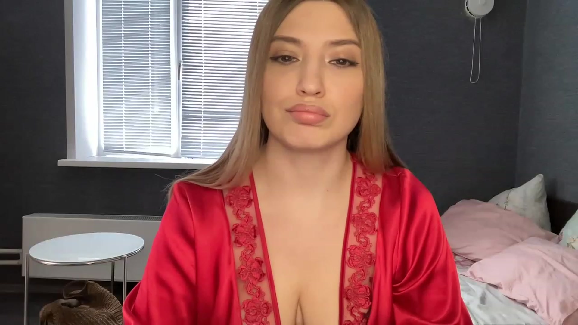 Gallery image thumbnail from mmmSex_appeal's myfreecams stream on, 11/19/2022, 07:07 image 6 of 20