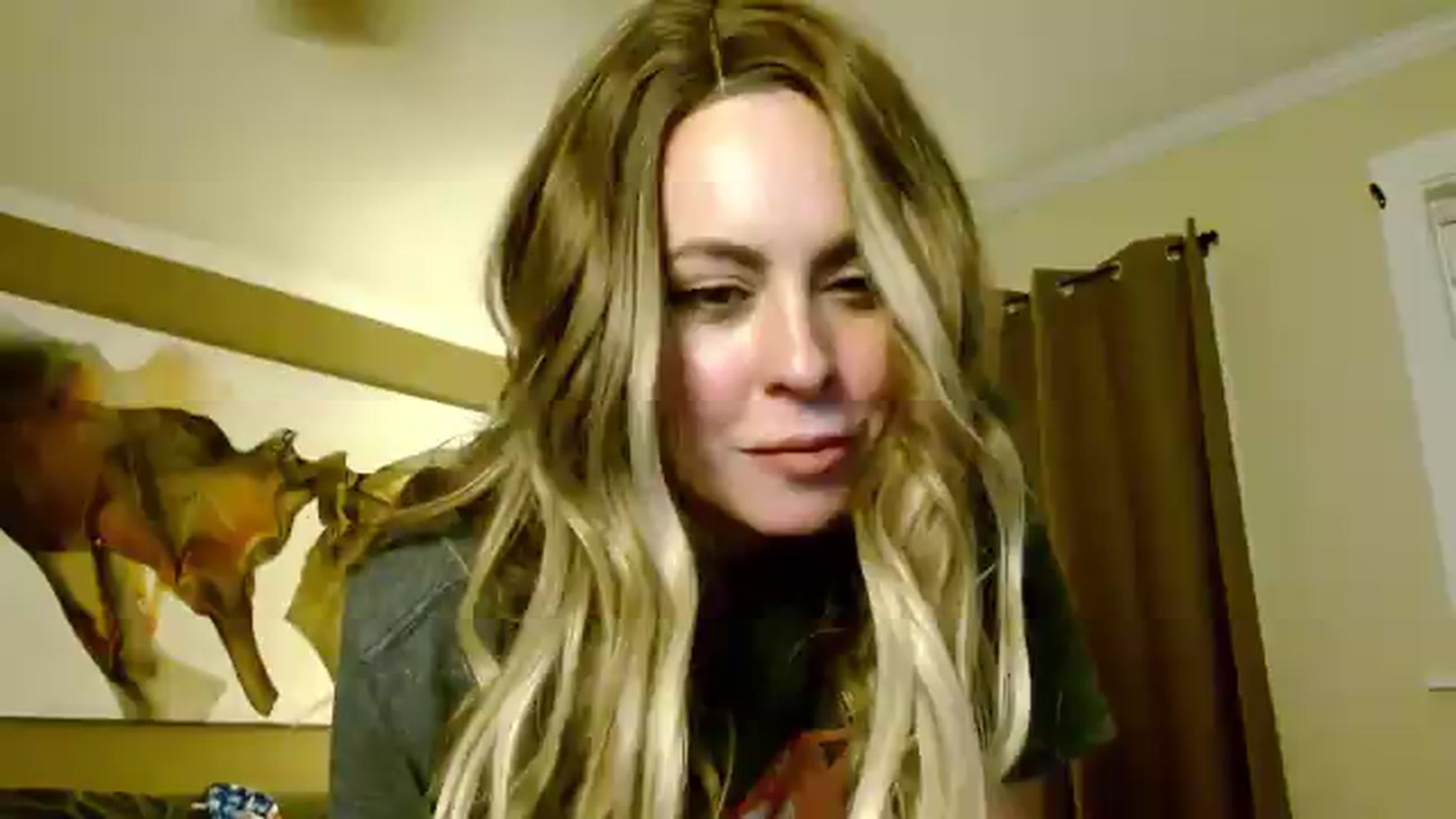 Gallery image thumbnail from mmmmmmmmmmmmmm's myfreecams stream on, 06/26/2026, 04:18 image 8 of 20