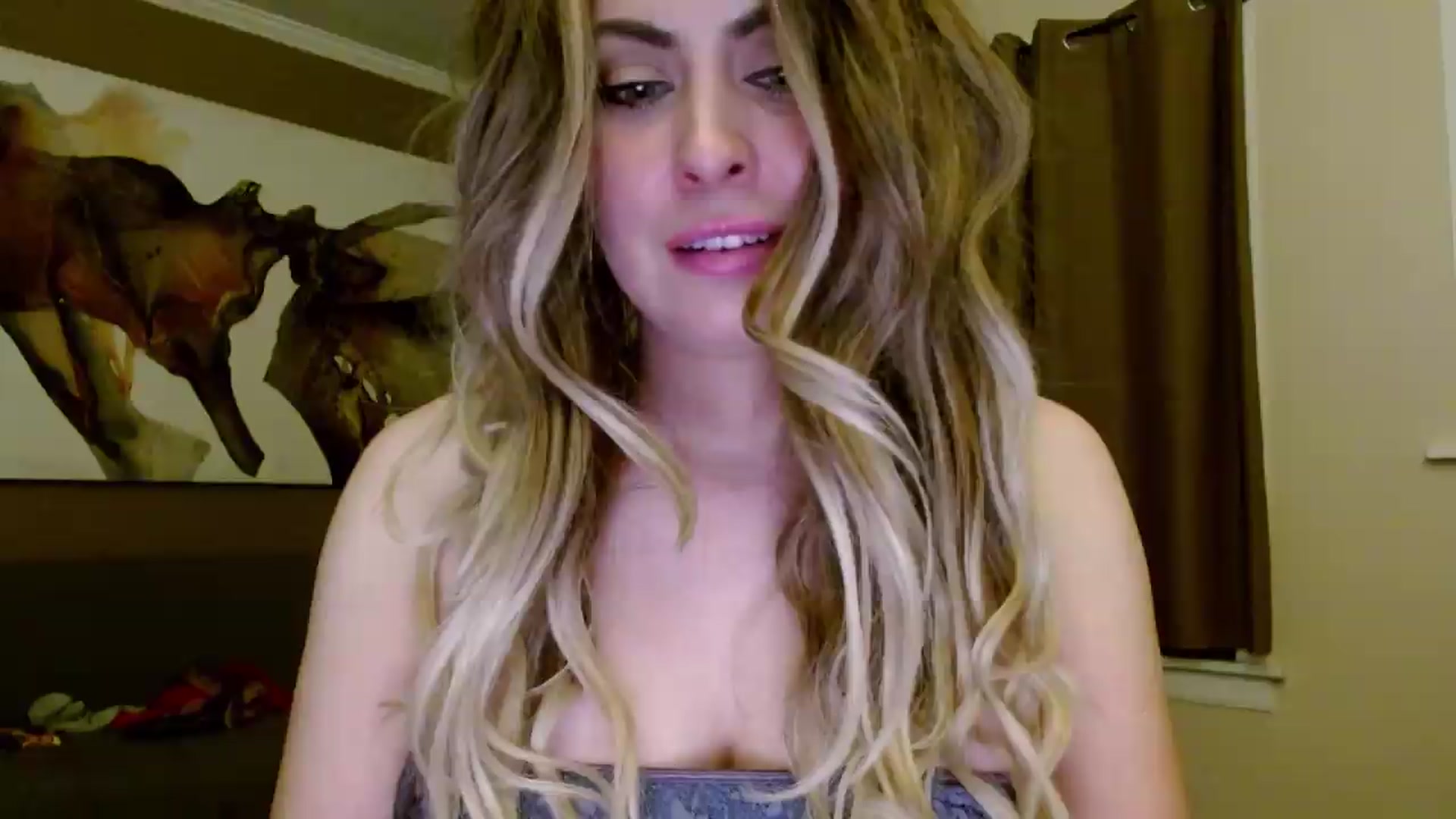Gallery image thumbnail from mmmmmmmmmmmmmm's myfreecams stream on, 08/25/2026, 02:54 image 11 of 20