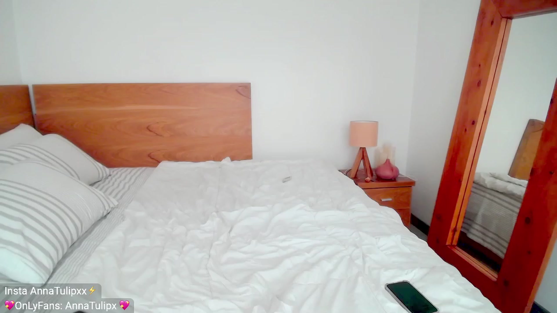 Gallery image thumbnail from mmmsanna's myfreecams stream on, 02/15/2023, 20:53 image 4 of 20
