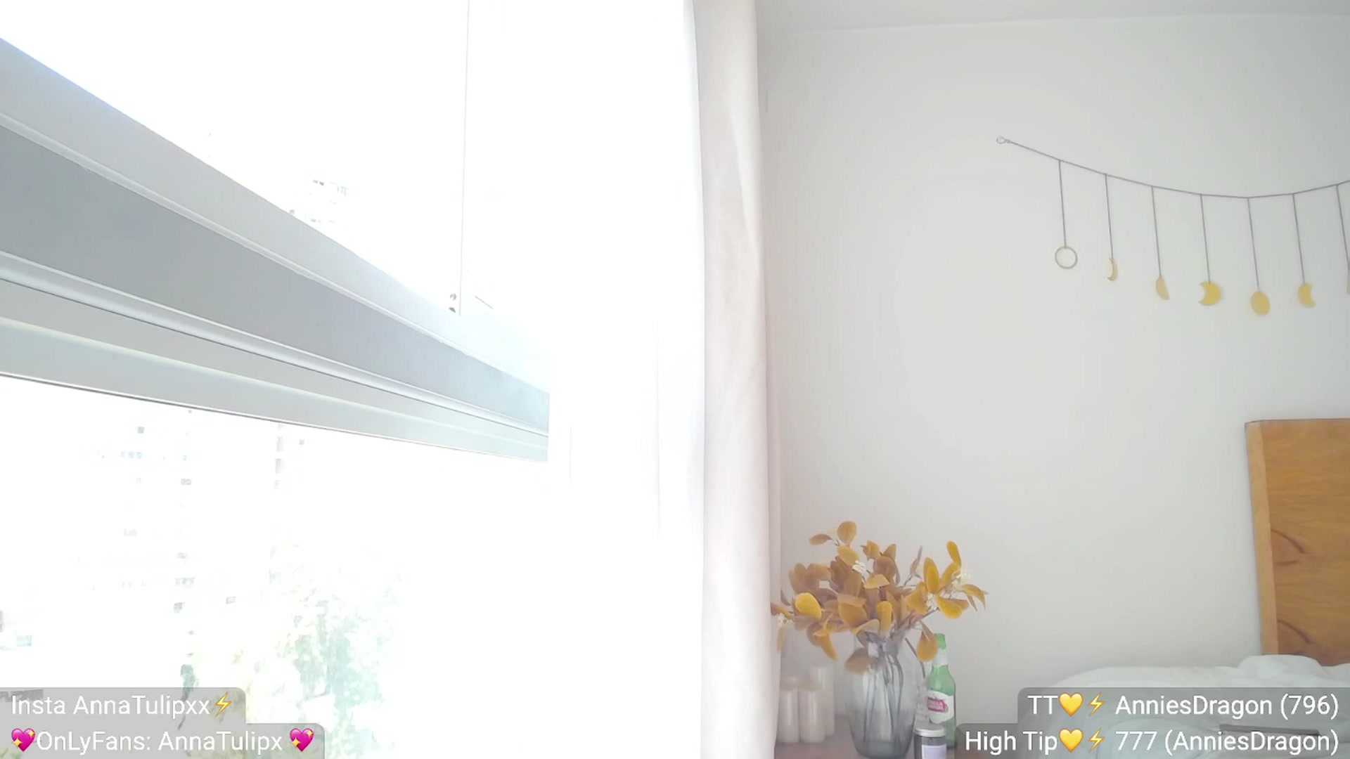 Gallery image thumbnail from mmmsanna's myfreecams stream on, 02/18/2023, 17:57 image 20 of 20