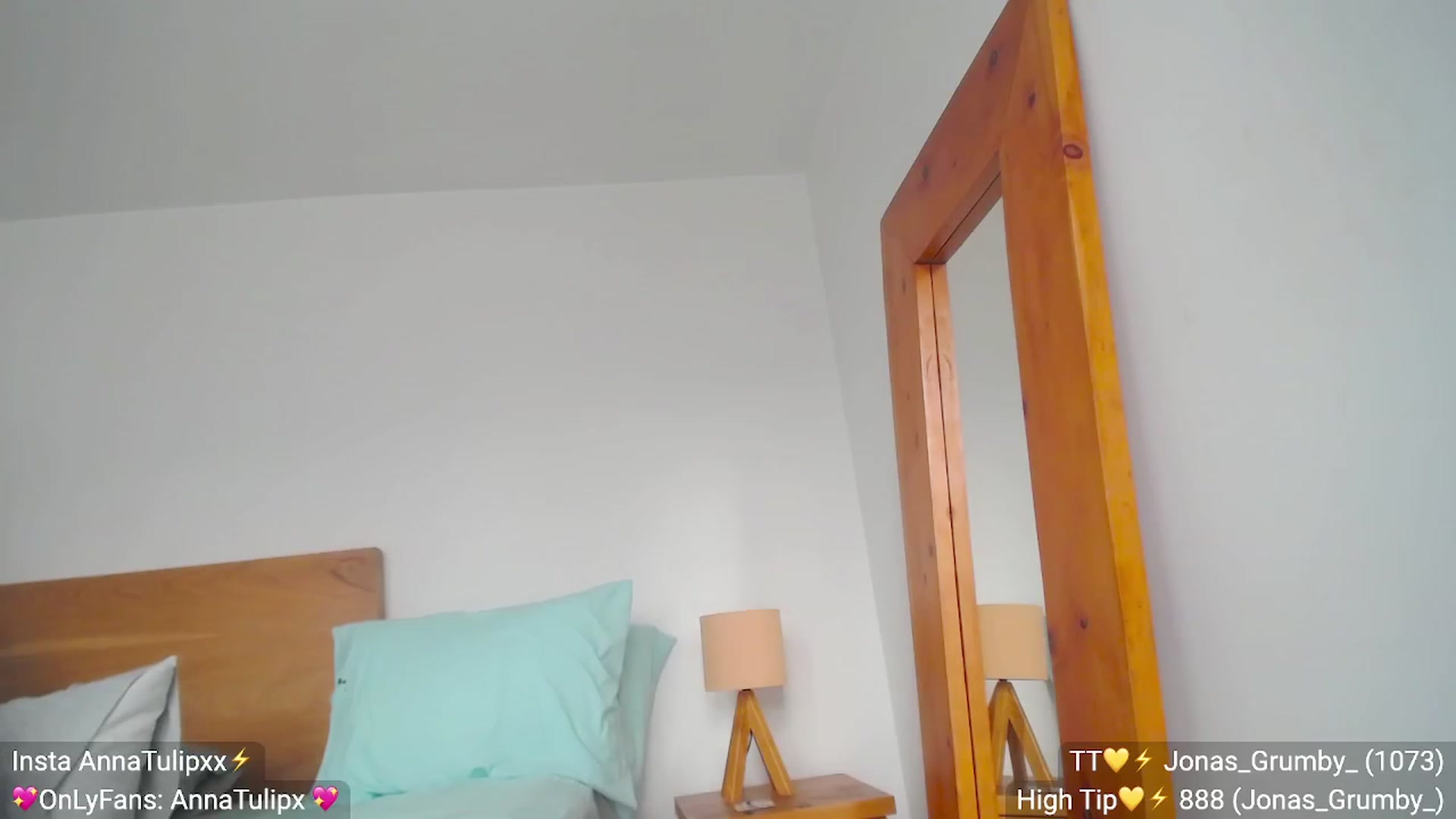 Gallery image thumbnail from mmmsanna's myfreecams stream on, 02/25/2023, 21:23 image 18 of 20