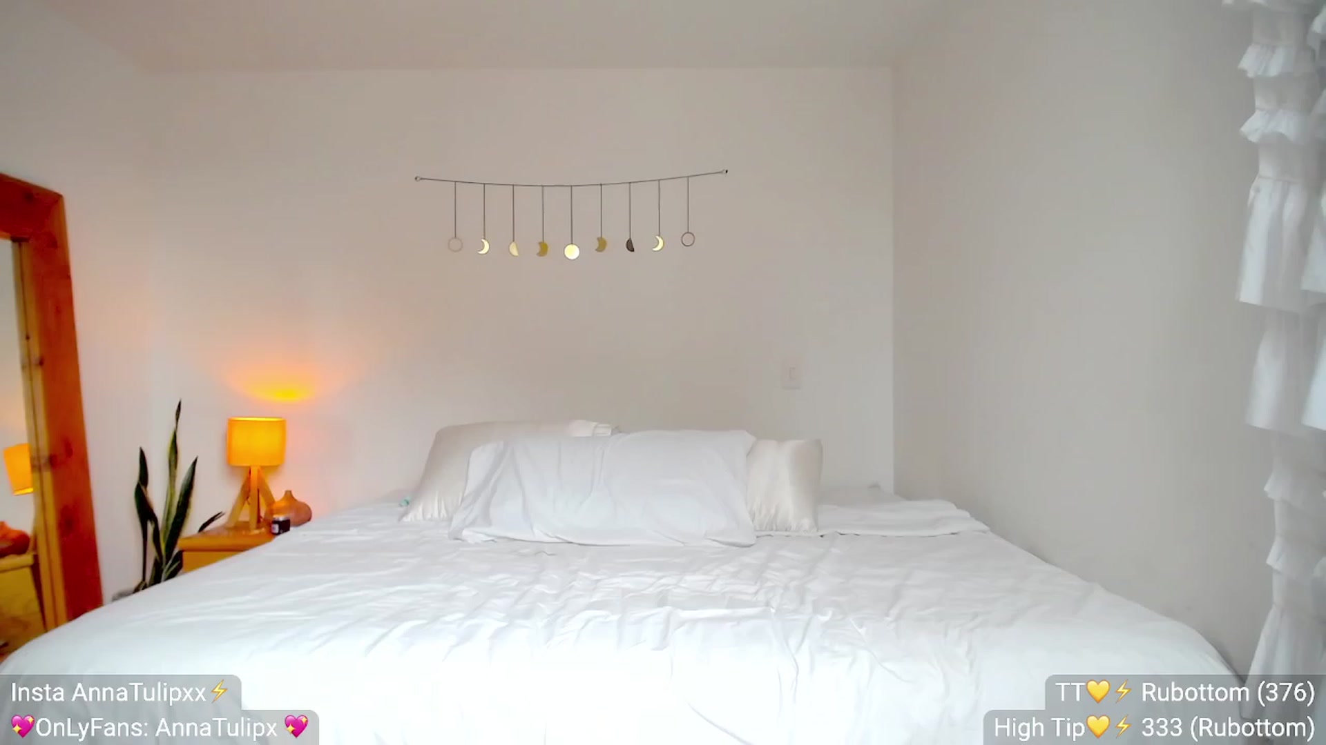 Gallery image thumbnail from mmmsanna's myfreecams stream on, 03/18/2023, 19:13 image 1 of 20