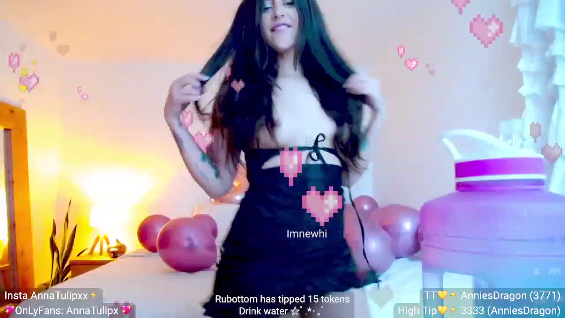 Gallery image thumbnail from mmmsanna's myfreecams stream on, 03/18/2023, 22:49 image 9 of 20