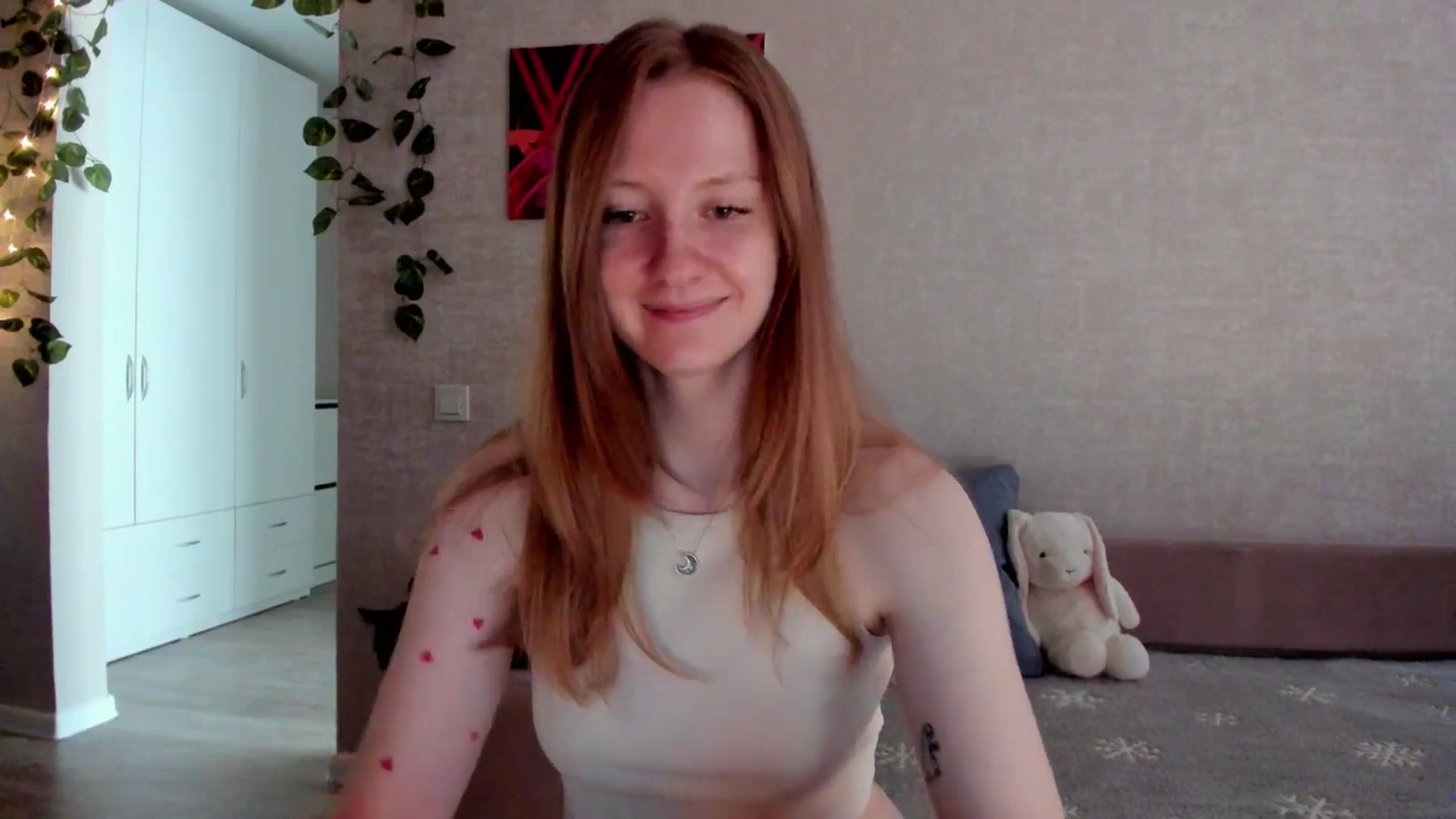 Gallery image thumbnail from mnialice's myfreecams stream on, 08/23/2025, 04:05 image 20 of 20
