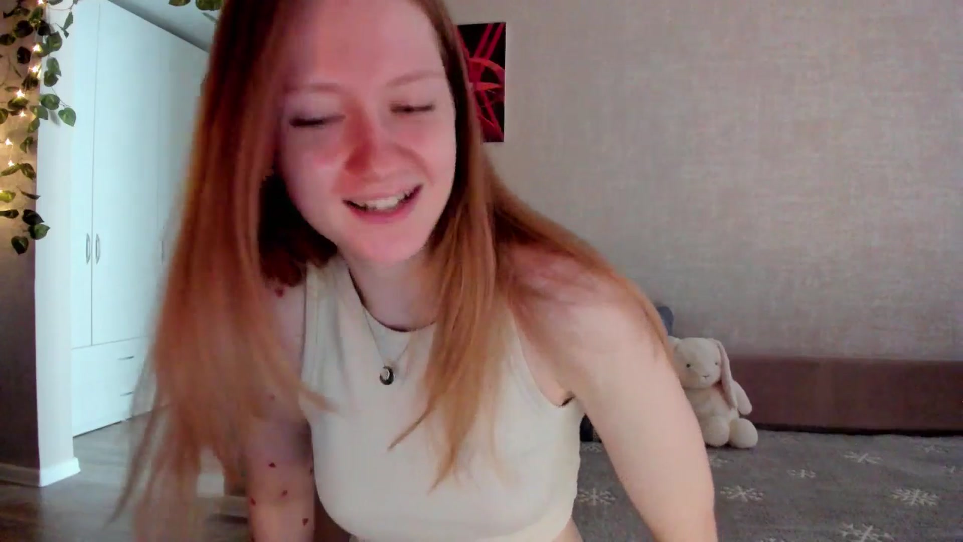 Gallery image thumbnail from mnialice's myfreecams stream on, 08/23/2025, 04:05 image 14 of 20