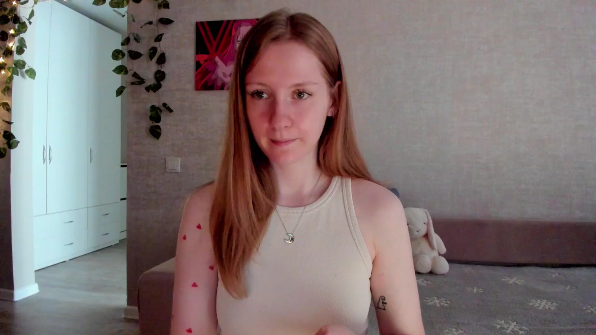 Gallery image thumbnail from mnialice's myfreecams stream on, 08/23/2025, 04:05 image 8 of 20