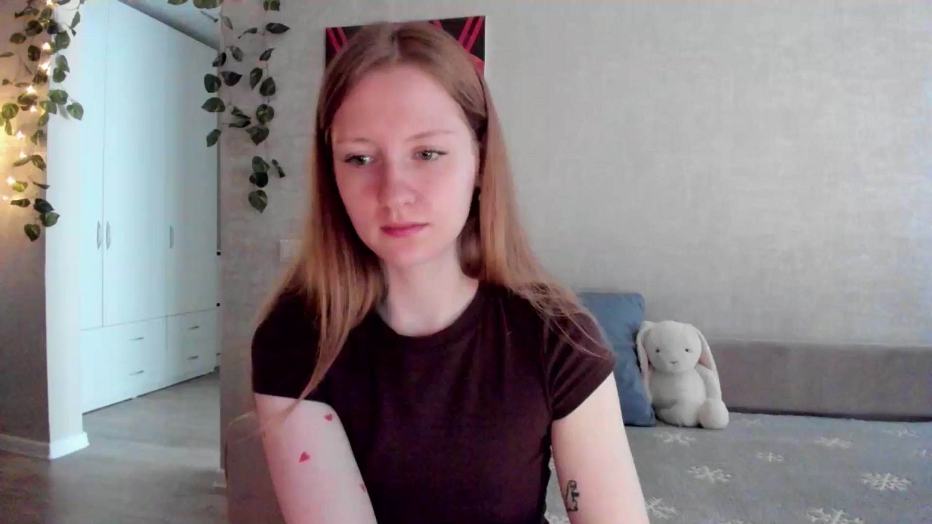 Gallery image thumbnail from mnialice's myfreecams stream on, 08/24/2025, 03:34 image 19 of 20