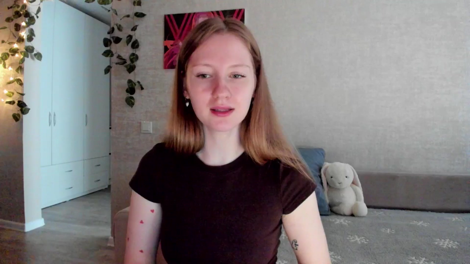 Gallery image thumbnail from mnialice's myfreecams stream on, 08/24/2025, 03:34 image 18 of 20