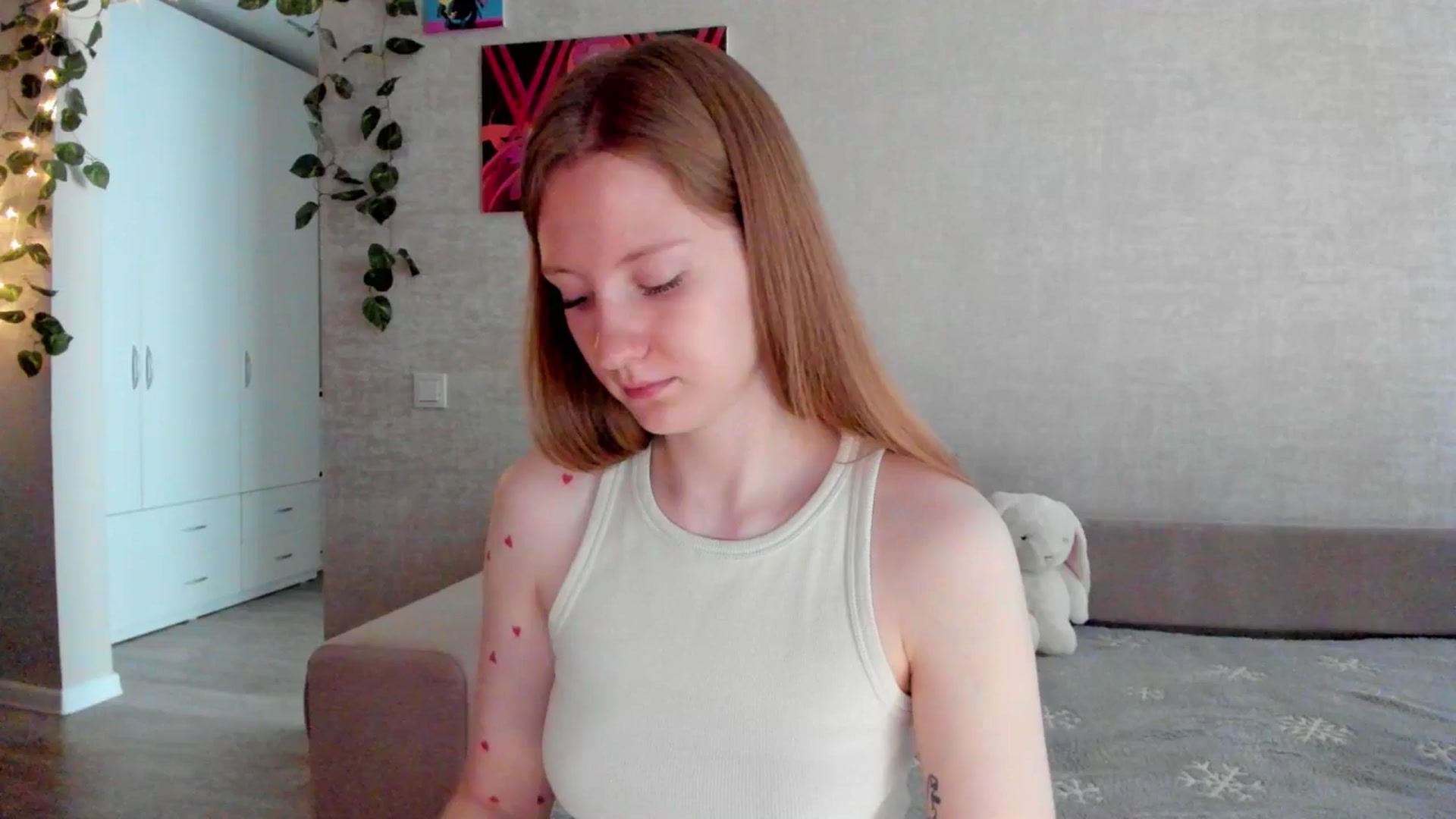 Gallery image thumbnail from mnialice's myfreecams stream on, 09/01/2025, 03:05 image 3 of 20