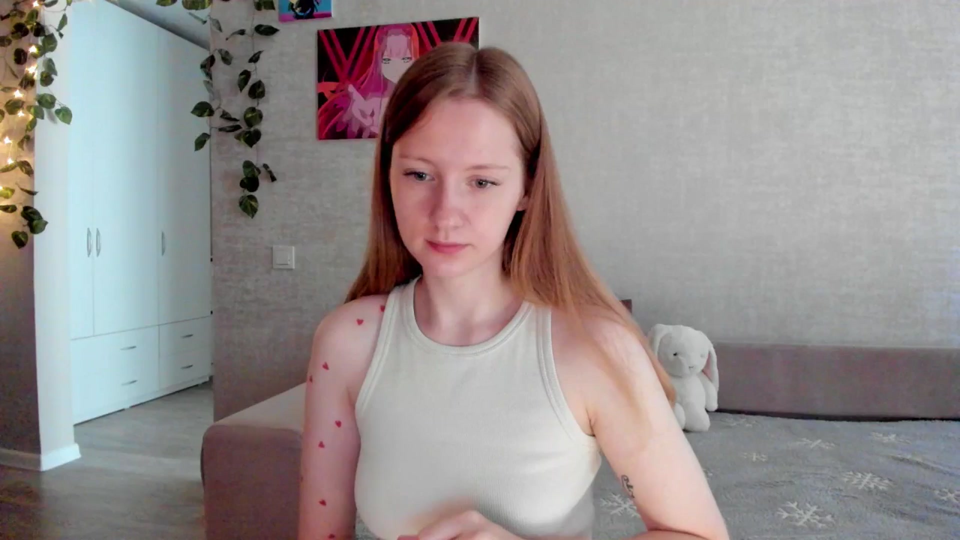 Gallery image thumbnail from mnialice's myfreecams stream on, 09/01/2025, 03:05 image 15 of 20
