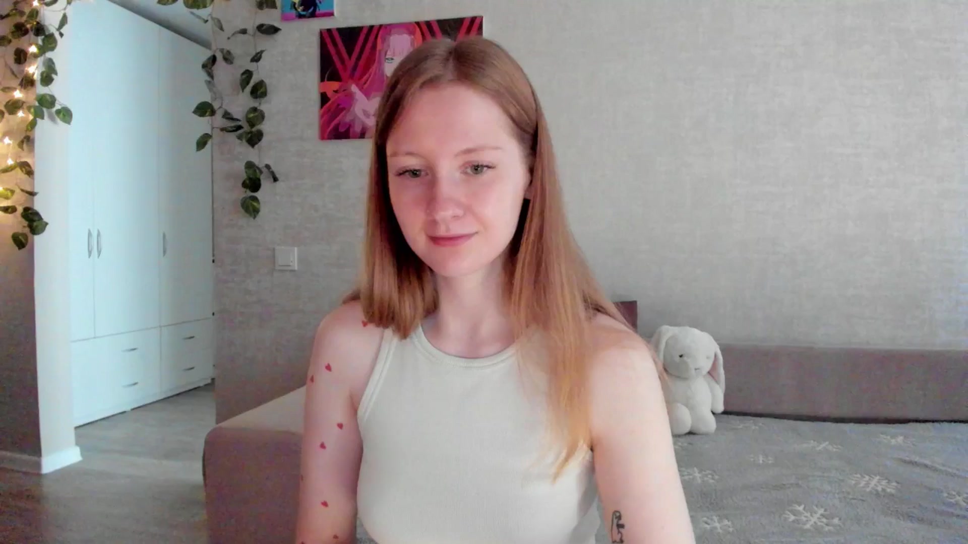 Gallery image thumbnail from mnialice's myfreecams stream on, 09/01/2025, 03:05 image 9 of 20