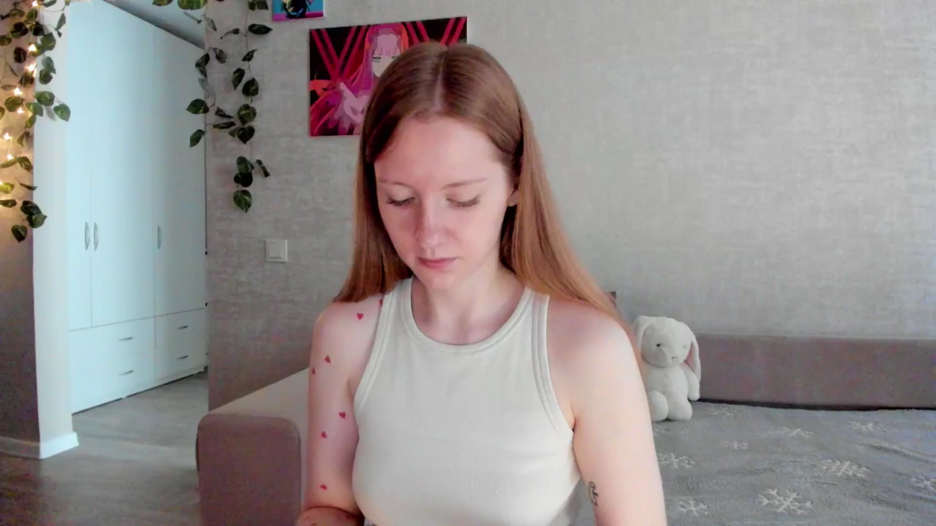 Gallery image thumbnail from mnialice's myfreecams stream on, 09/01/2025, 03:05 image 12 of 20