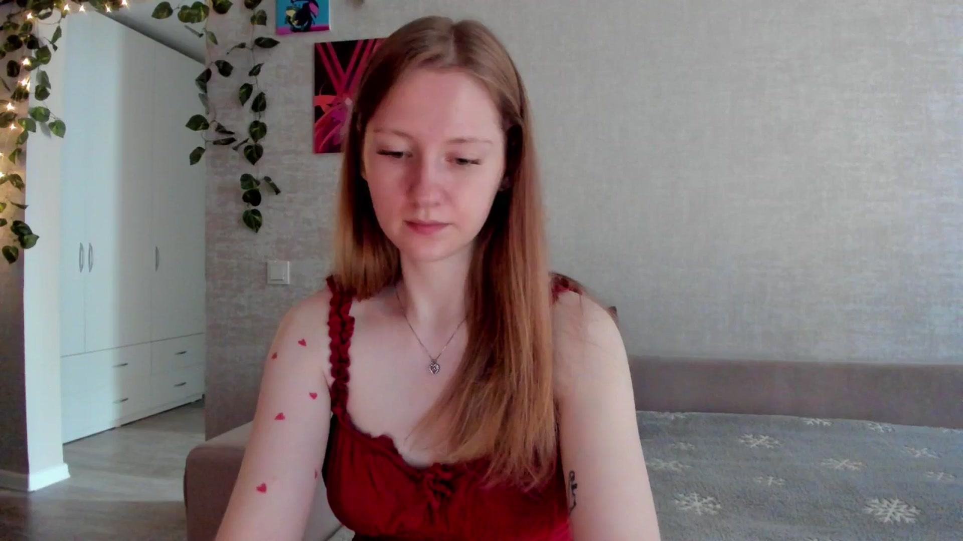 Gallery image thumbnail from mnialice's myfreecams stream on, 09/13/2025, 03:32 image 11 of 20