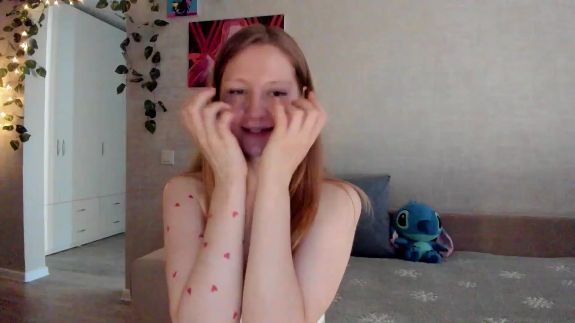 Gallery image thumbnail from mnialice's myfreecams stream on, 09/16/2025, 04:23 image 19 of 20