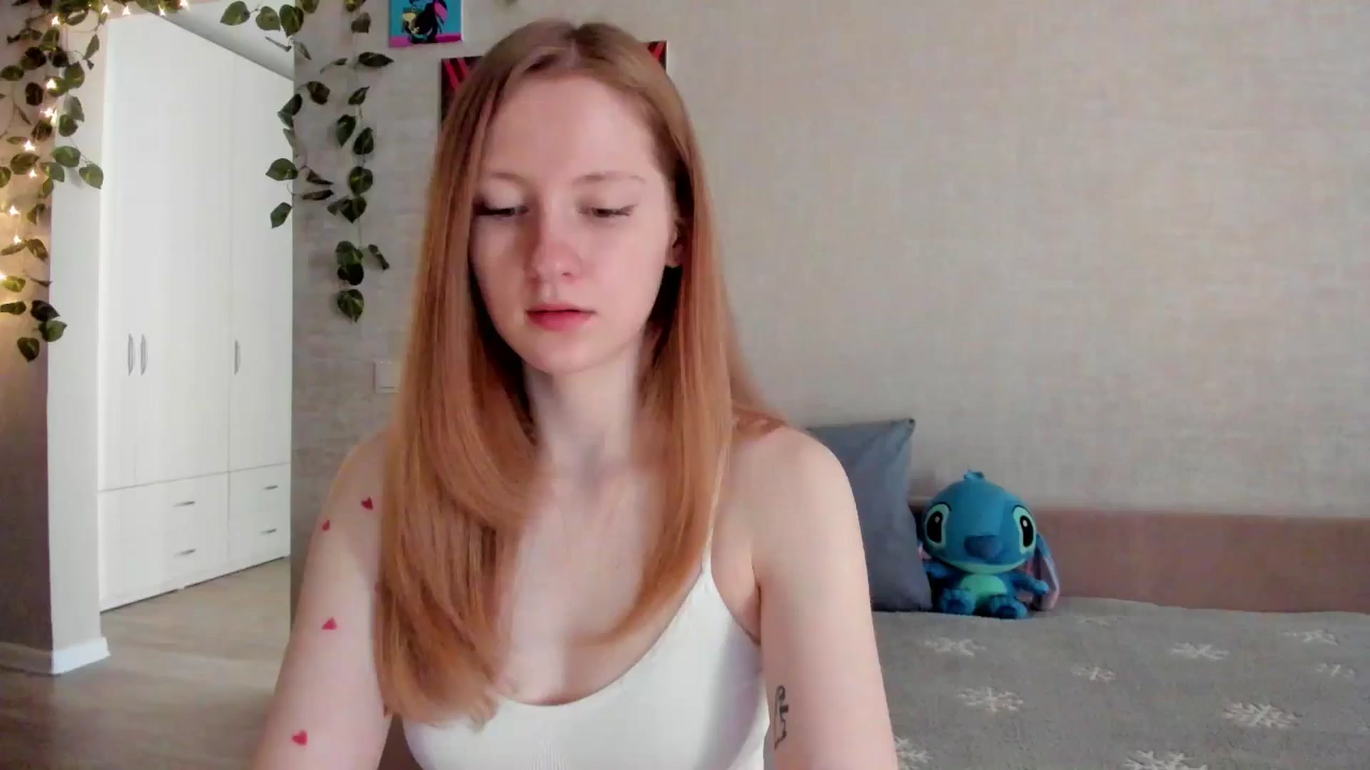 Gallery image thumbnail from mnialice's myfreecams stream on, 09/16/2025, 04:23 image 1 of 20