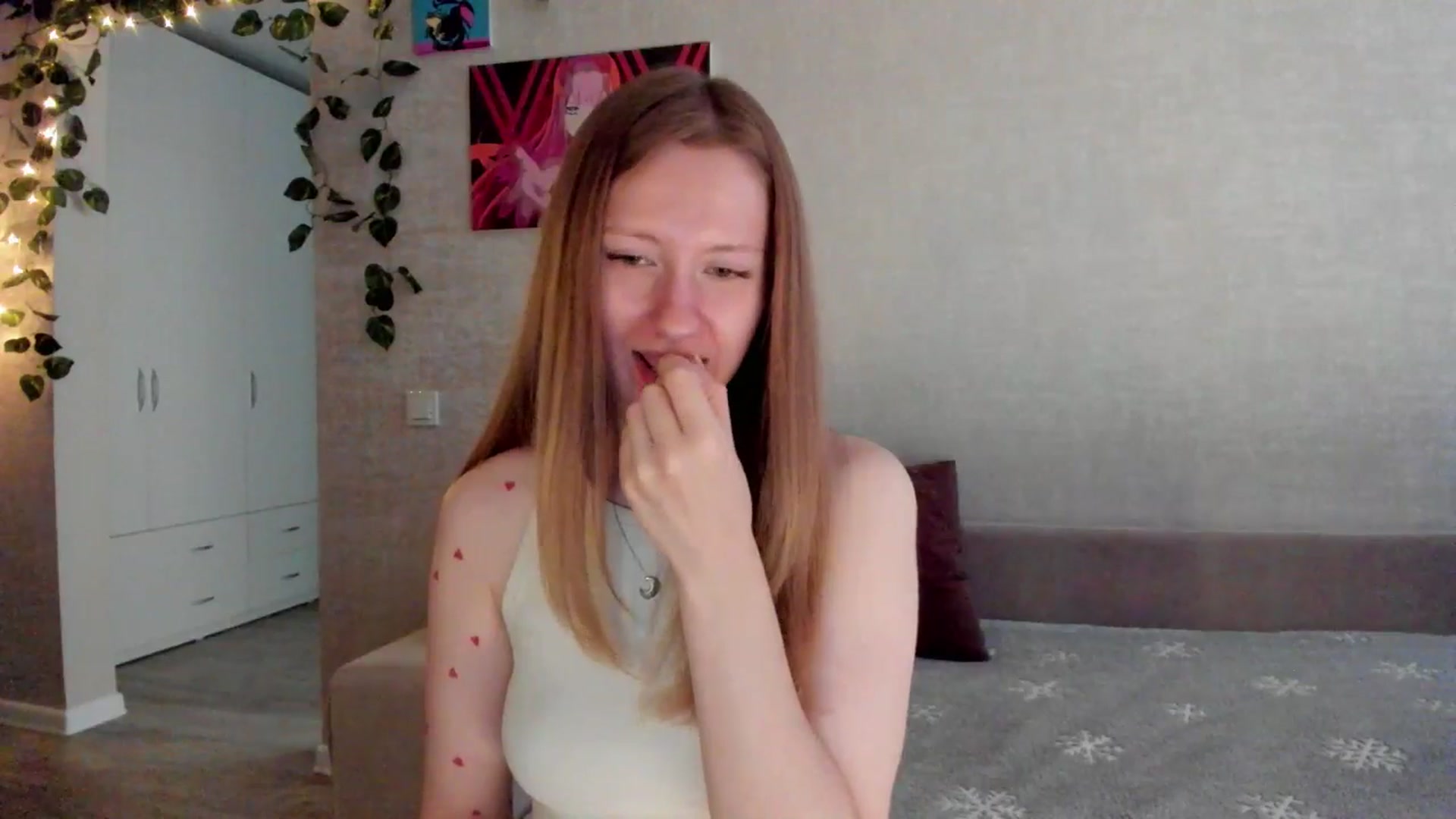 Gallery image thumbnail from mnialice's myfreecams stream on, 09/30/2025, 04:43 image 11 of 20