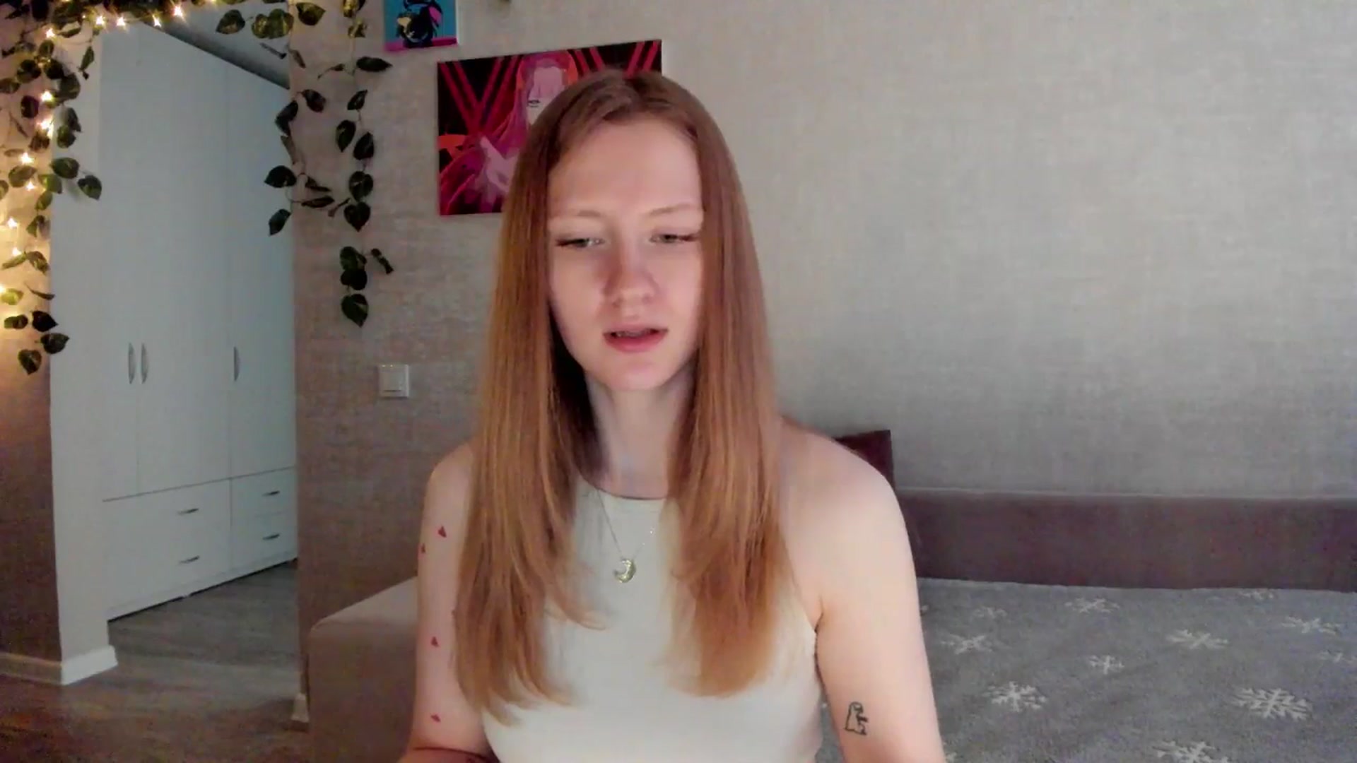 Gallery image thumbnail from mnialice's myfreecams stream on, 09/30/2025, 04:43 image 15 of 20