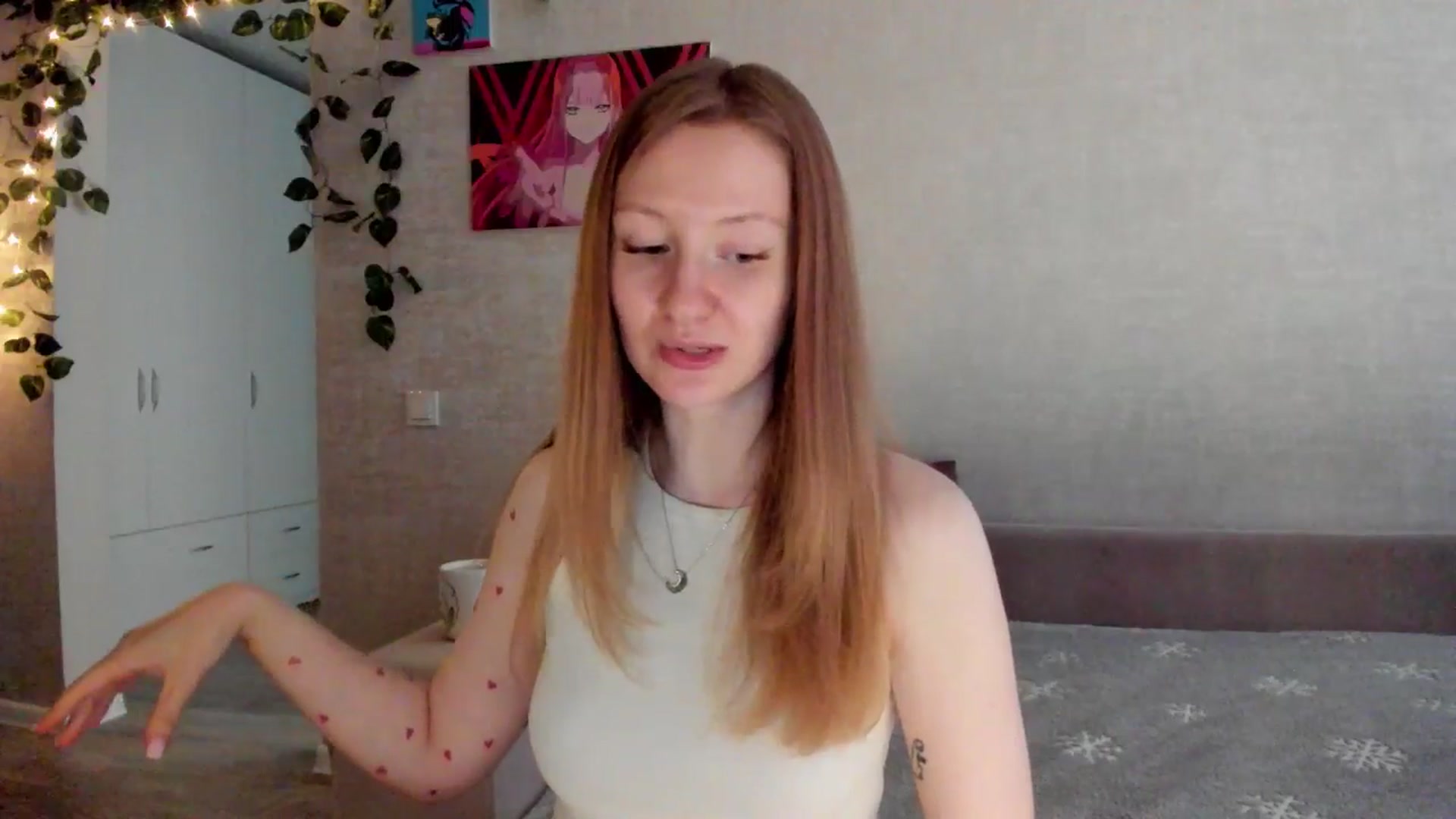 Gallery image thumbnail from mnialice's myfreecams stream on, 09/30/2025, 04:43 image 12 of 20