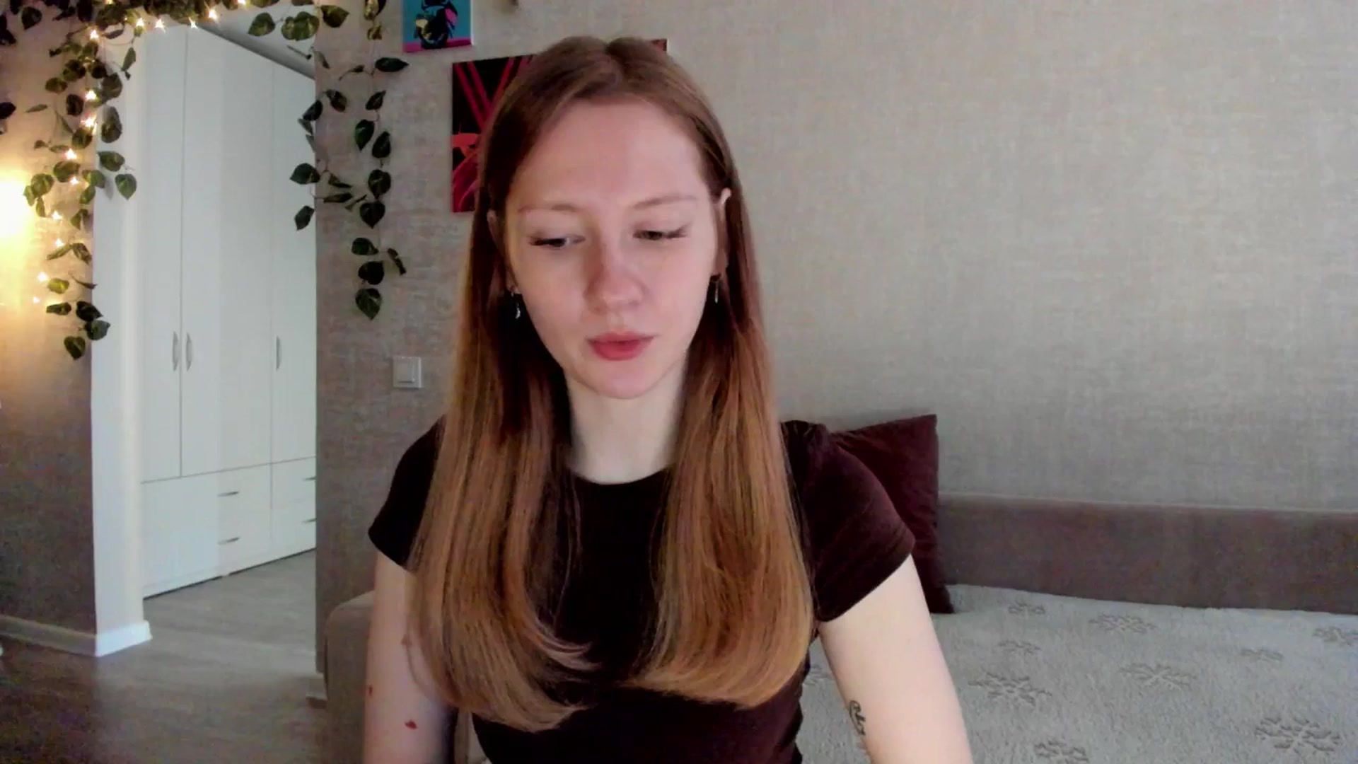 Gallery image thumbnail from mnialice's myfreecams stream on, 10/11/2025, 03:23 image 19 of 20
