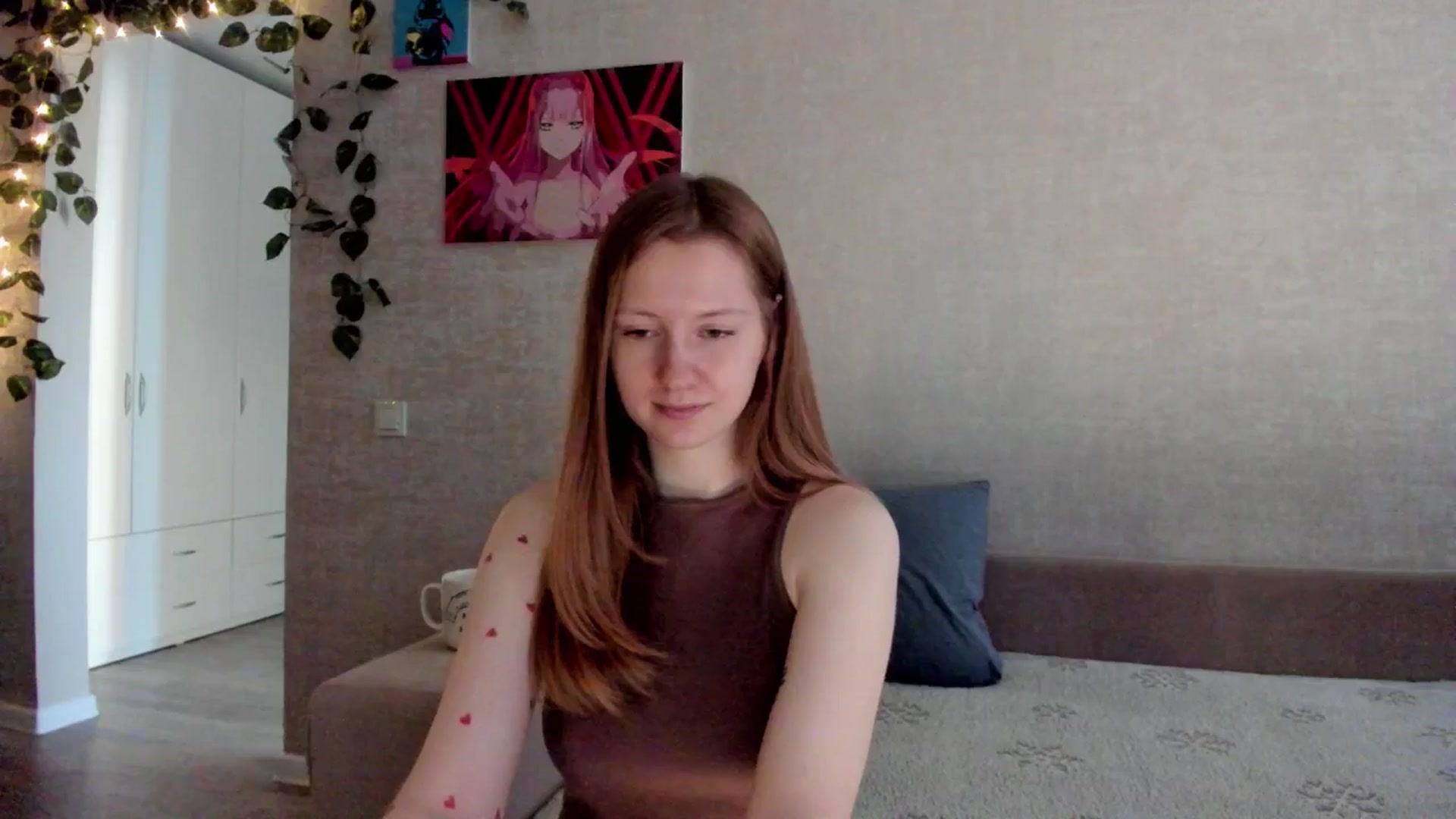 Gallery image thumbnail from mnialice's myfreecams stream on, 10/16/2025, 04:07 image 5 of 20