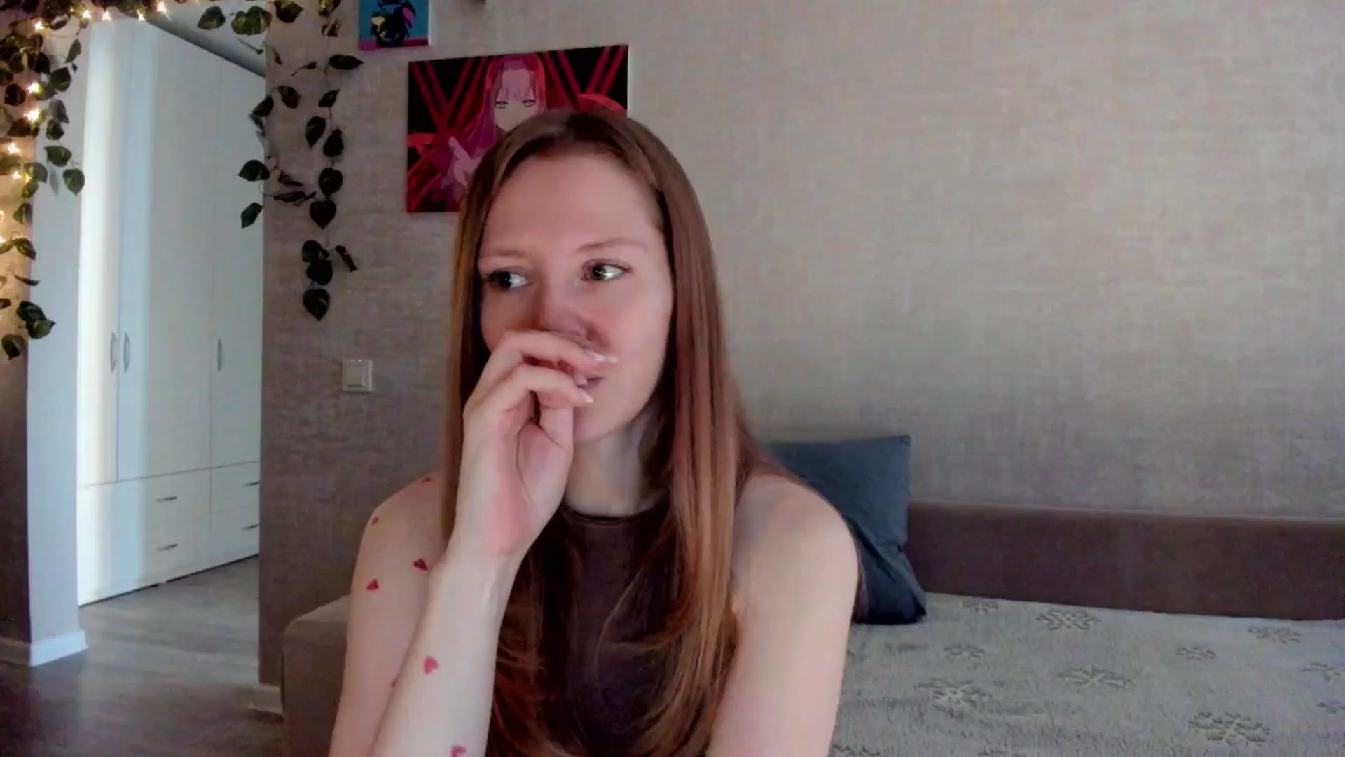 Gallery image thumbnail from mnialice's myfreecams stream on, 10/16/2025, 04:07 image 12 of 20