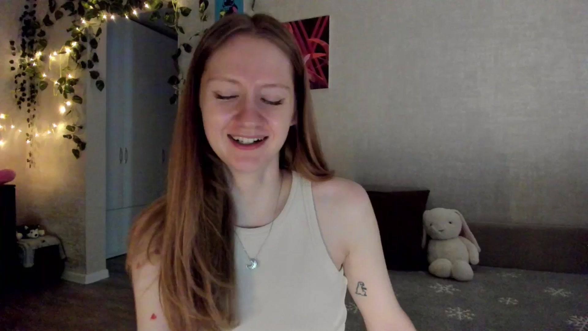 Gallery image thumbnail from mnialice's myfreecams stream on, 11/02/2025, 03:26 image 10 of 20