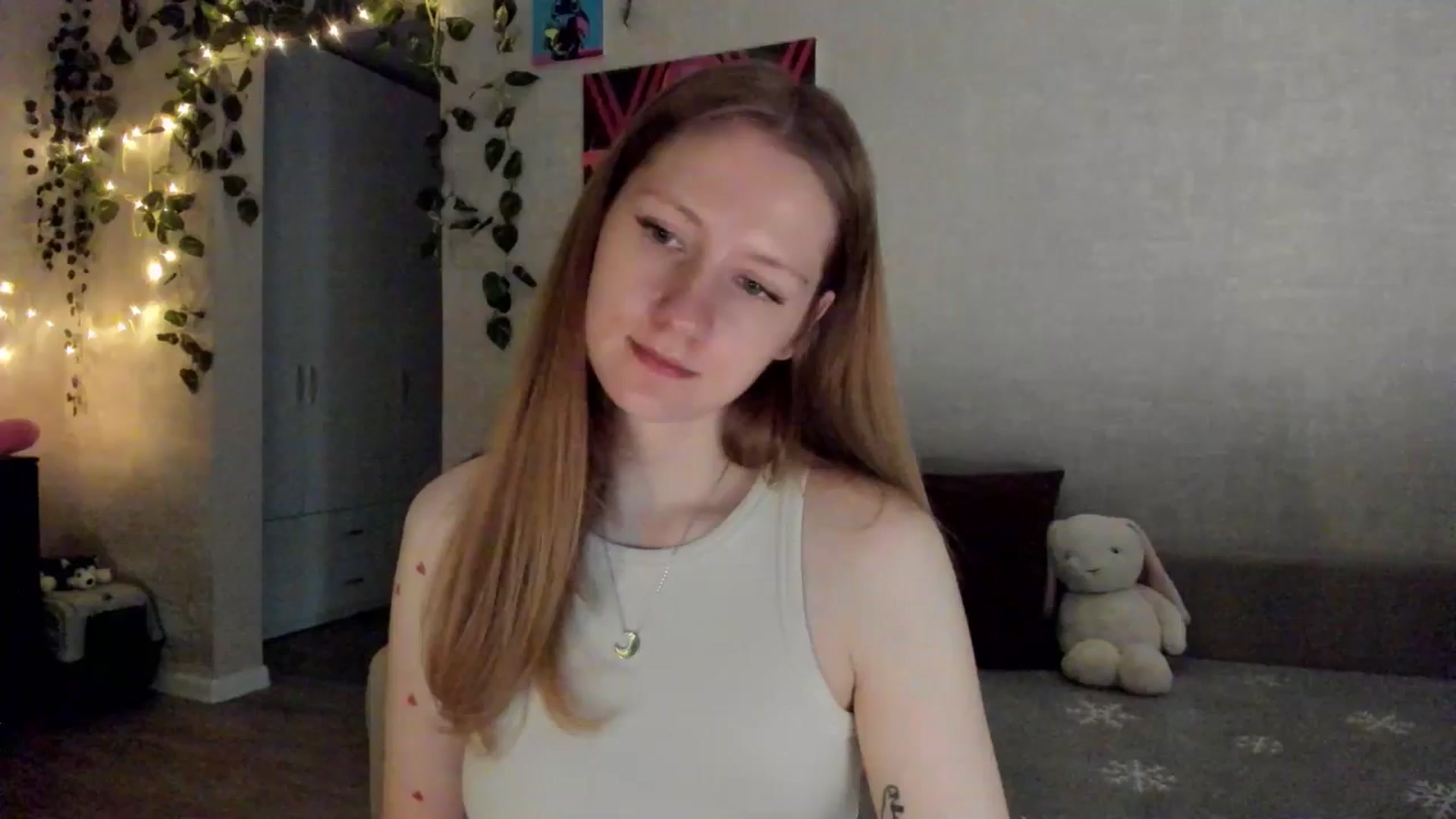 Gallery image thumbnail from mnialice's myfreecams stream on, 11/02/2025, 03:26 image 3 of 20