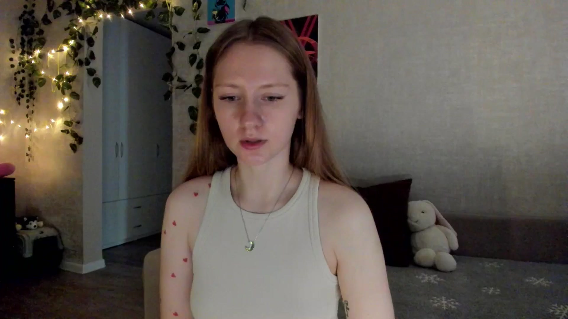 Gallery image thumbnail from mnialice's myfreecams stream on, 11/02/2025, 04:03 image 2 of 20