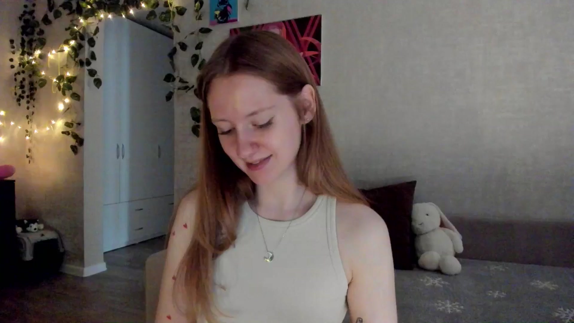 Gallery image thumbnail from mnialice's myfreecams stream on, 11/02/2025, 04:03 image 13 of 20