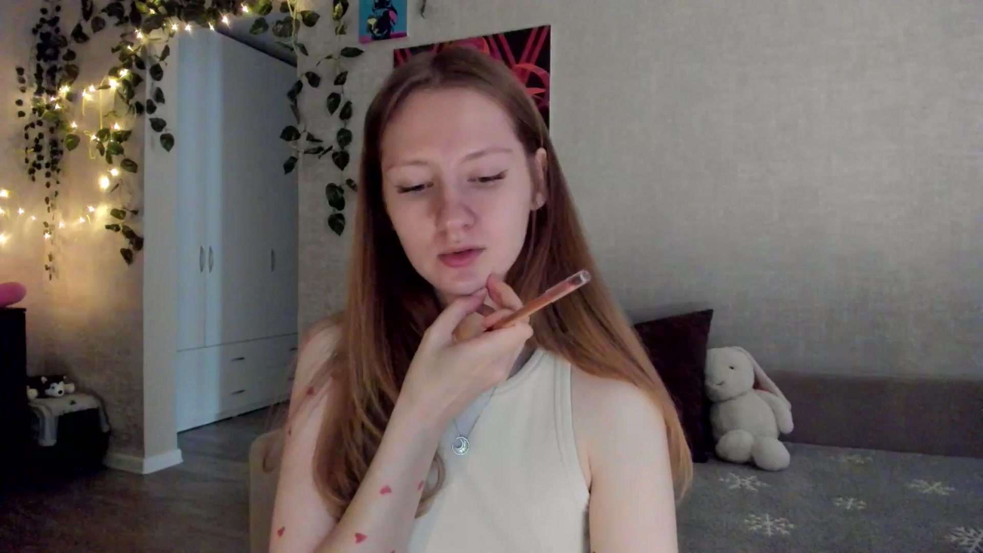 Gallery image thumbnail from mnialice's myfreecams stream on, 11/02/2025, 04:03 image 14 of 20