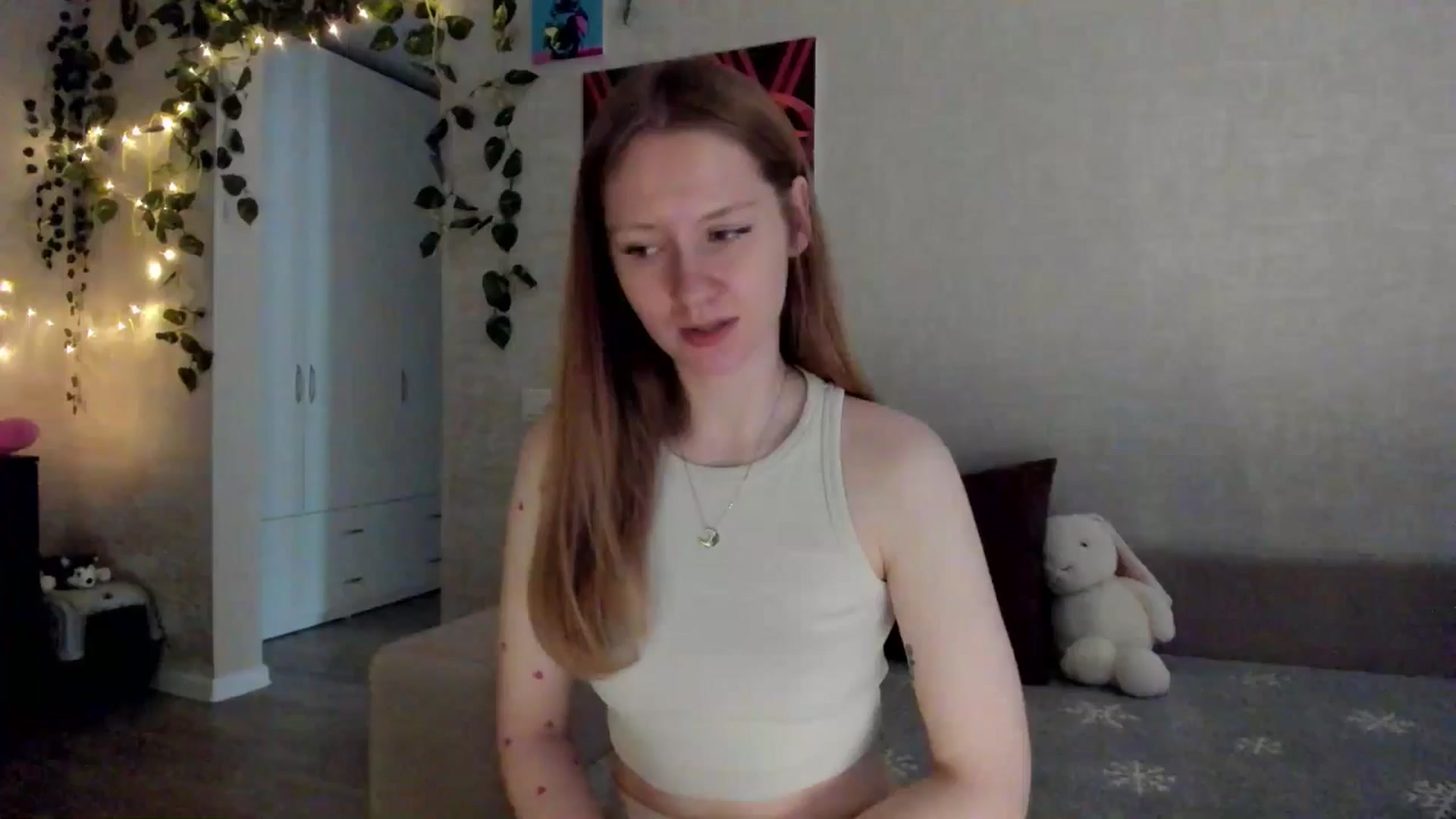 Gallery image thumbnail from mnialice's myfreecams stream on, 11/02/2025, 04:03 image 16 of 20