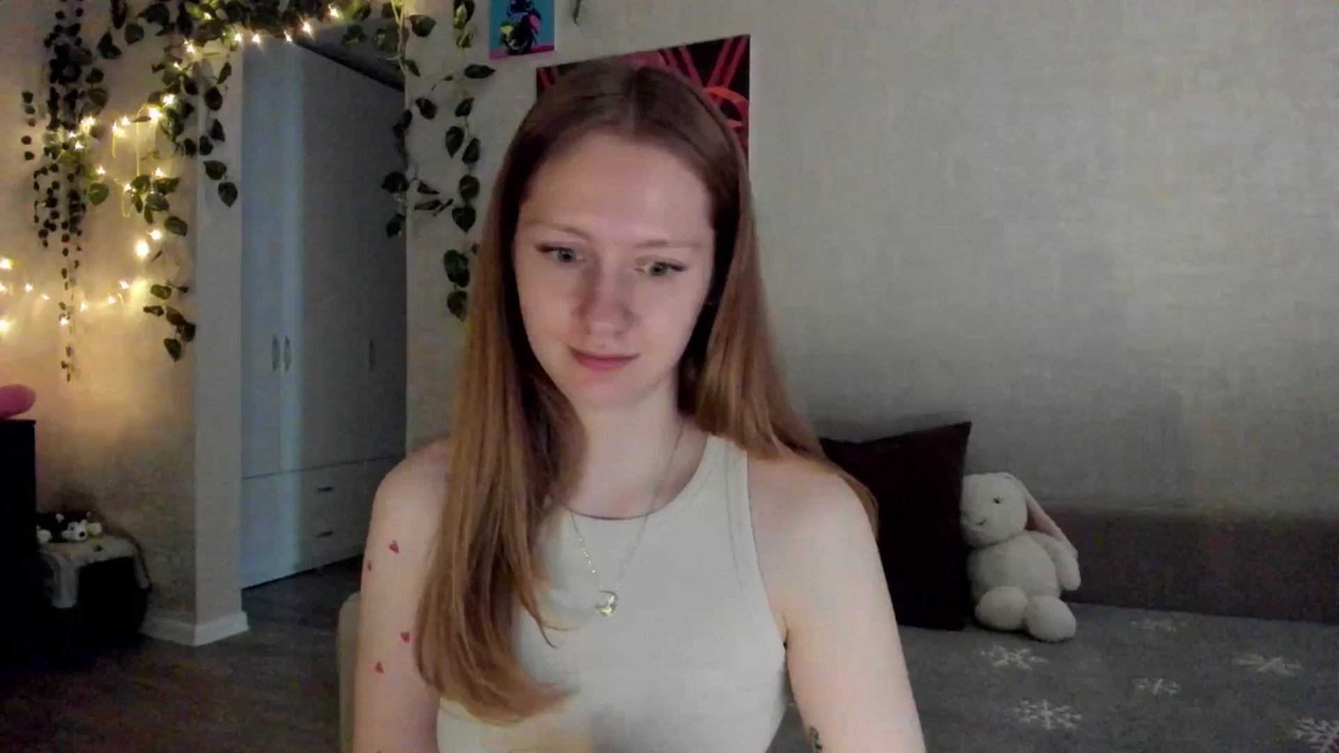 Gallery image thumbnail from mnialice's myfreecams stream on, 11/02/2025, 04:03 image 7 of 20