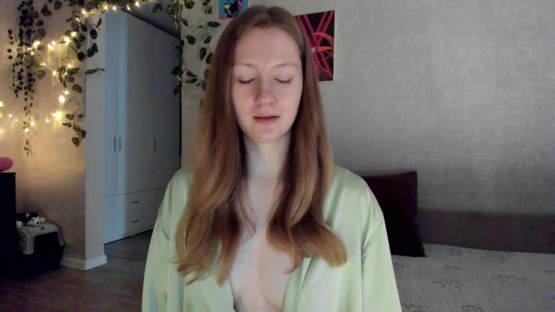 Gallery image thumbnail from mnialice's myfreecams stream on, 11/12/2025, 04:36 image 17 of 20