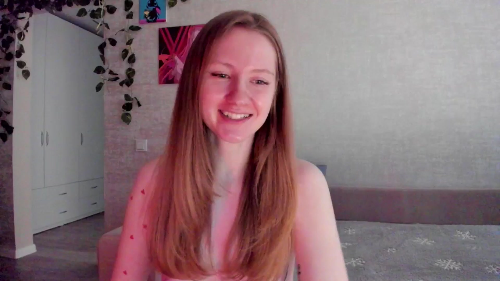 Gallery image thumbnail from mnialice's myfreecams stream on, 11/16/2025, 06:23 image 16 of 20