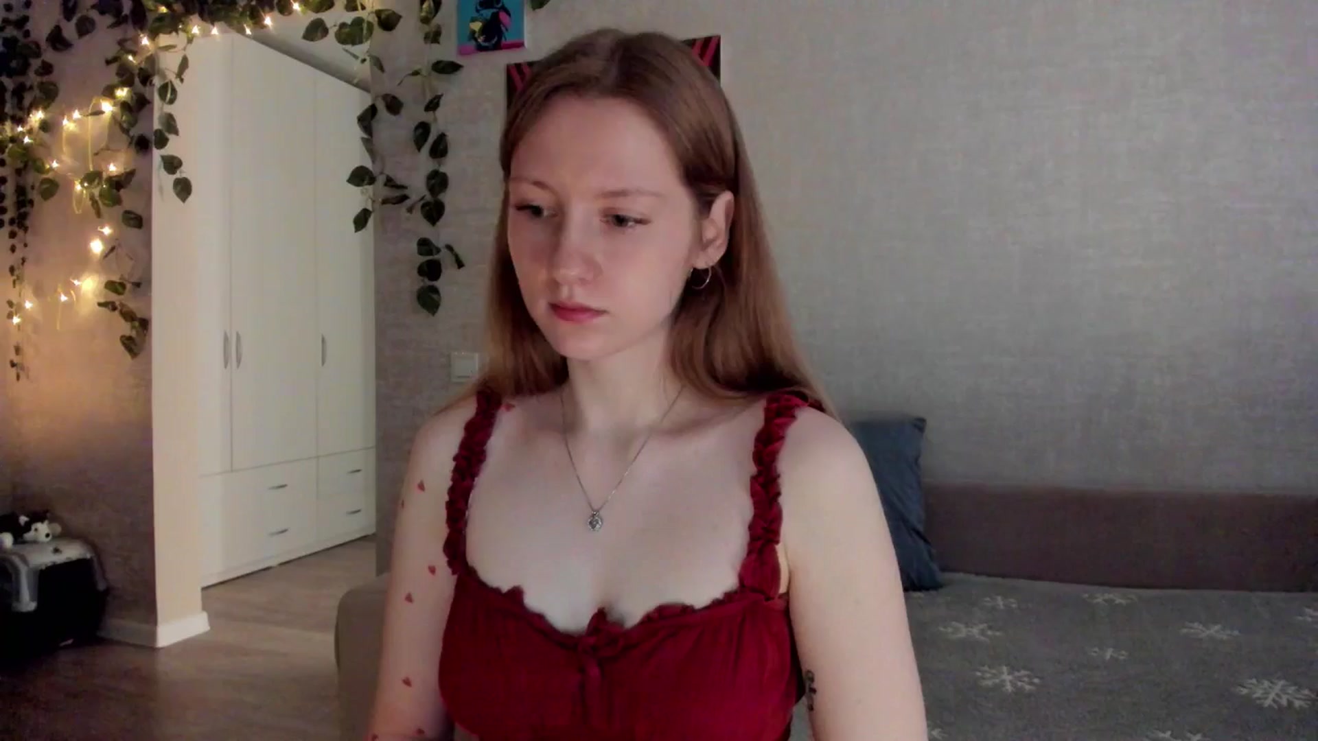 Gallery image thumbnail from mnialice's myfreecams stream on, 11/17/2025, 04:25 image 4 of 20