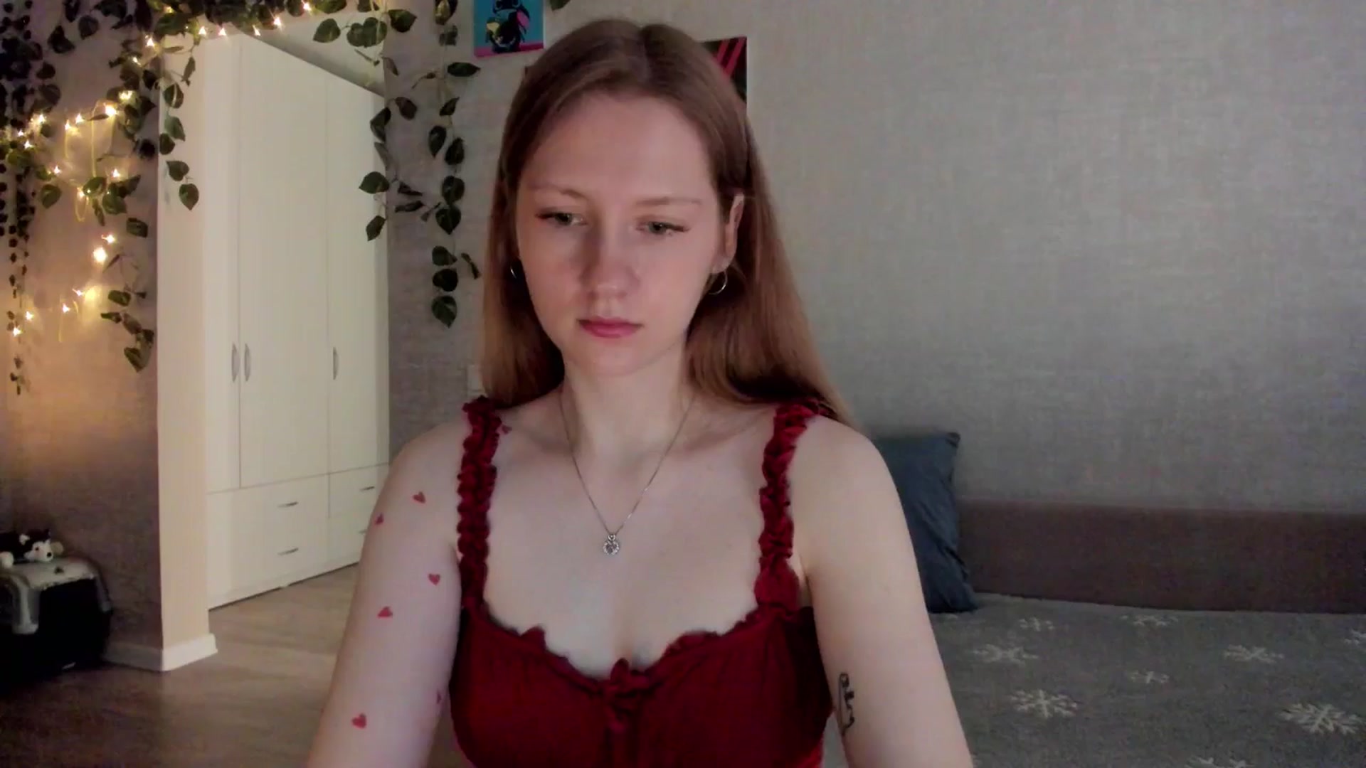 Gallery image thumbnail from mnialice's myfreecams stream on, 11/17/2025, 04:25 image 3 of 20